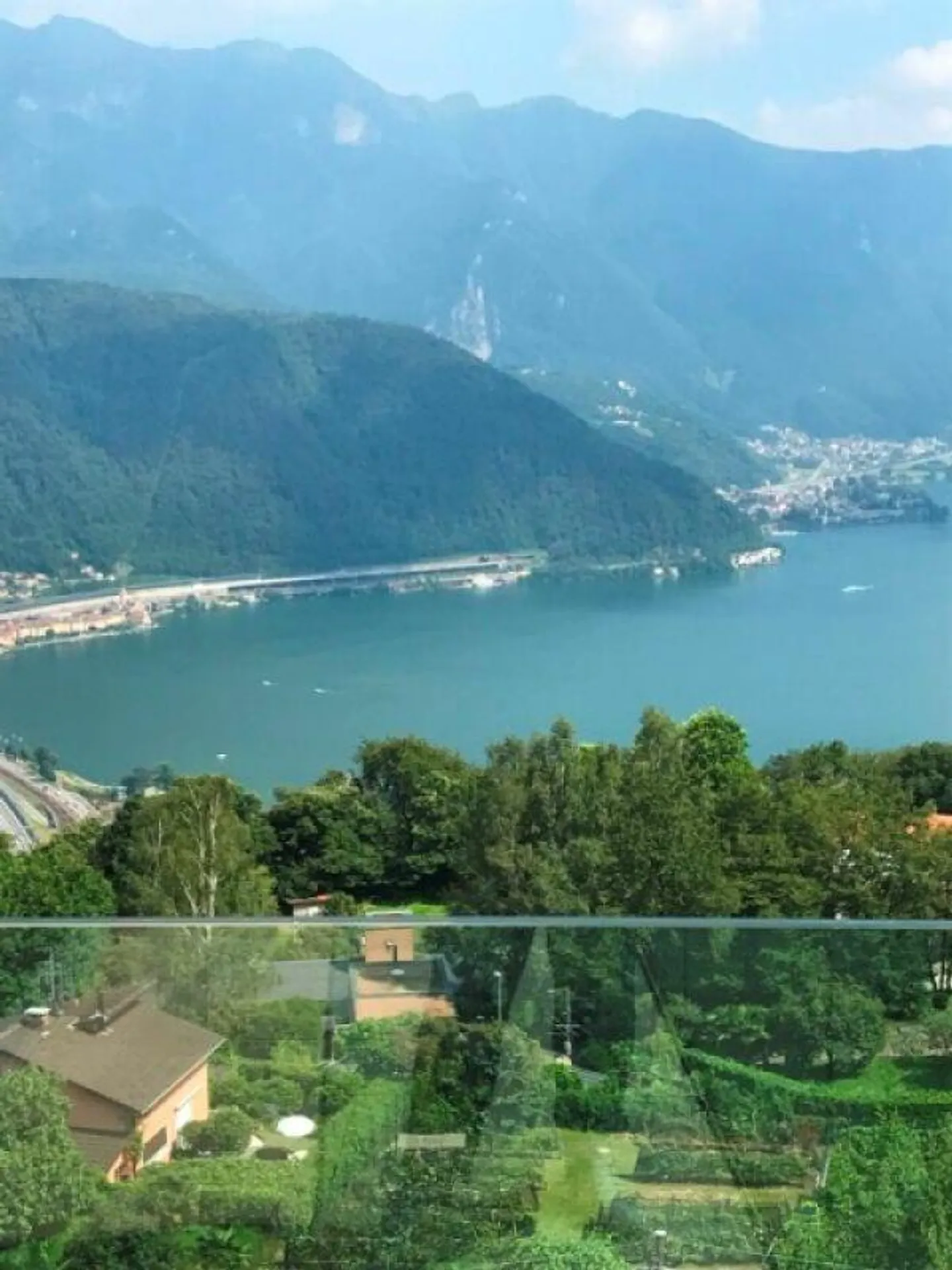 Appartamento con terrazza vista lago - Foto 5 di 30