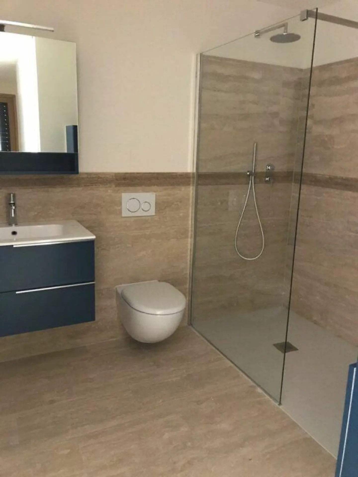 Appartamento con terrazza vista lago - Foto 22 di 30