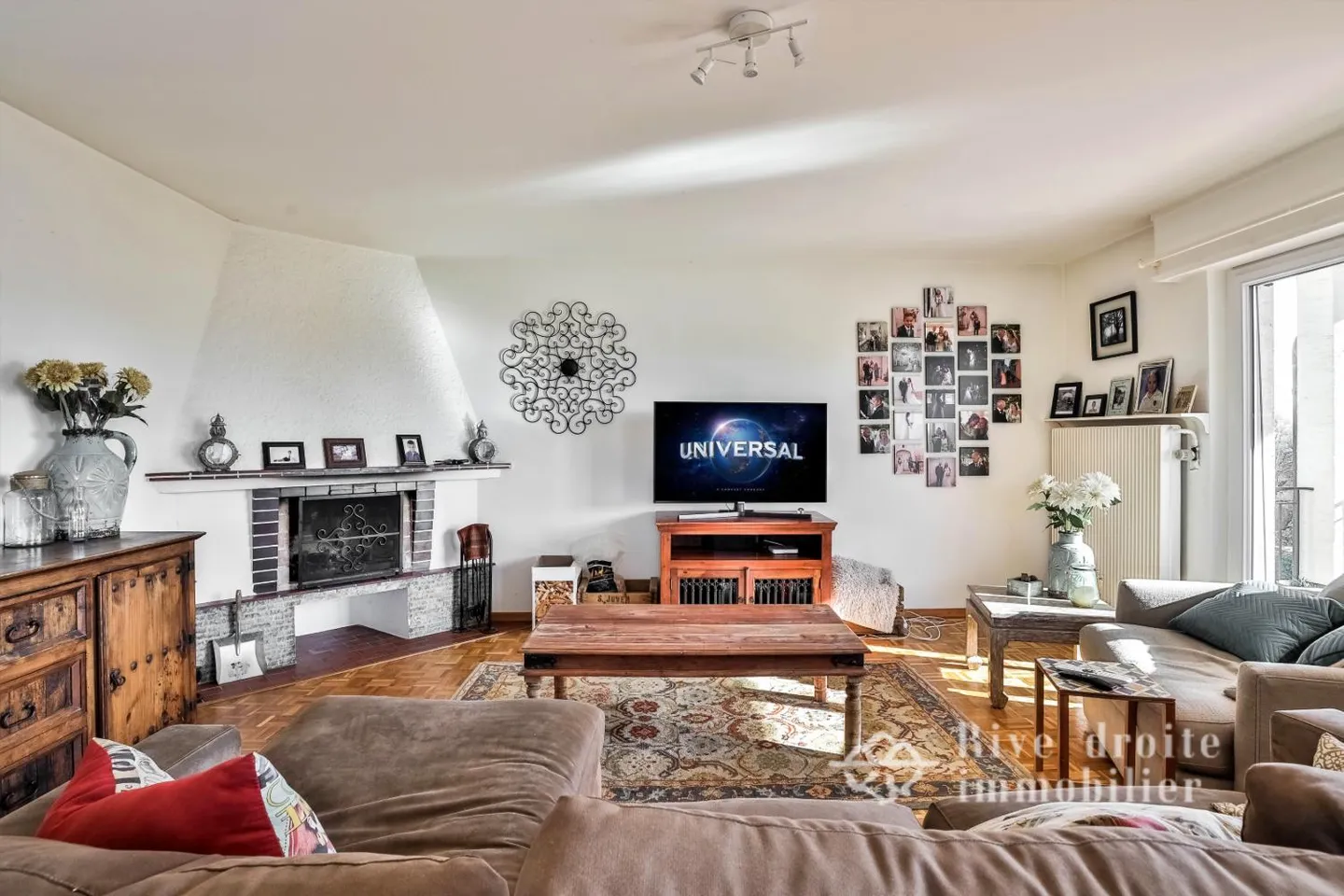 6-room House - Photo 1 of 9