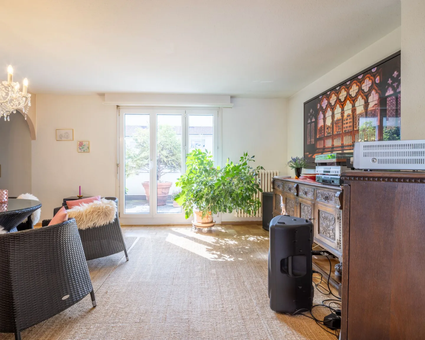 Above the rooftops of Basel: 3-room penthouse apartment with a dream terrace - Photo 6 of 13