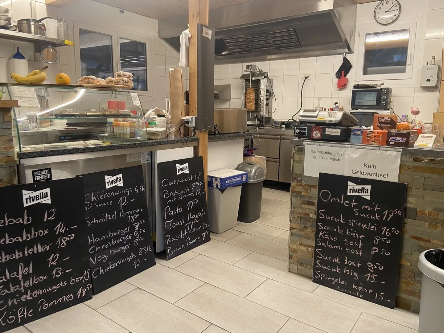 Negozio in una posizione esclusiva - Foto 3 di 7