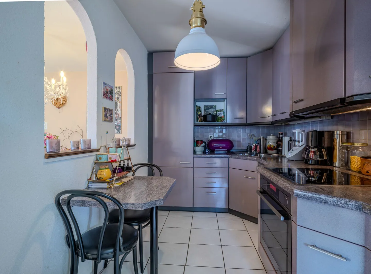 Above the rooftops of Basel: 3-room penthouse apartment with a dream terrace - Photo 7 of 13