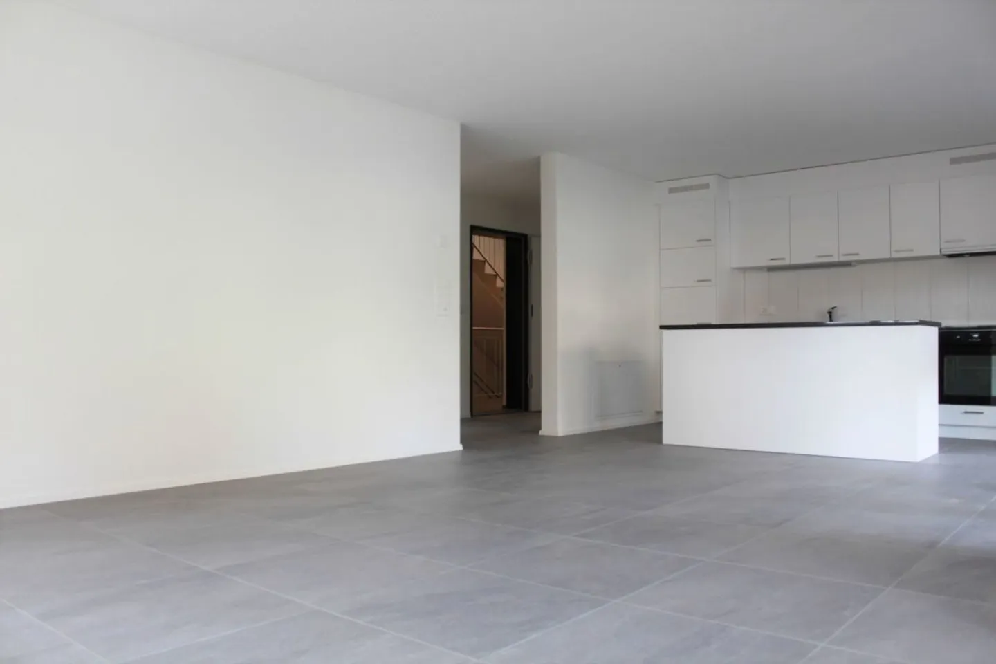 Appartamento elegante con giardino - Foto 2 di 8