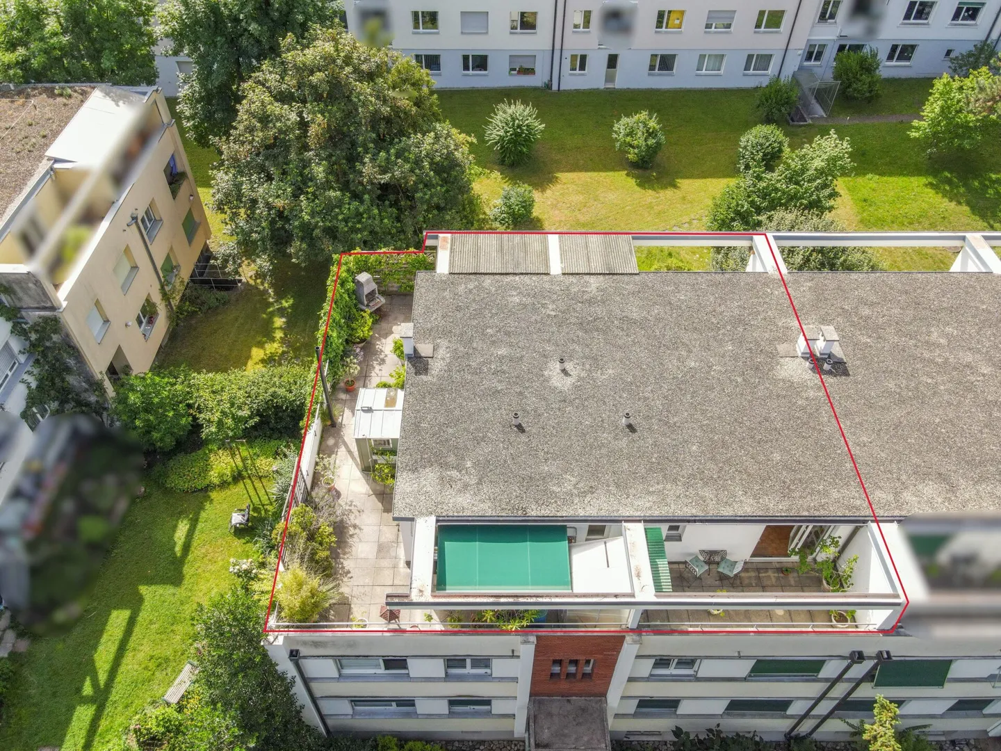 Above the rooftops of Basel: 3-room penthouse apartment with a dream terrace - Photo 12 of 13