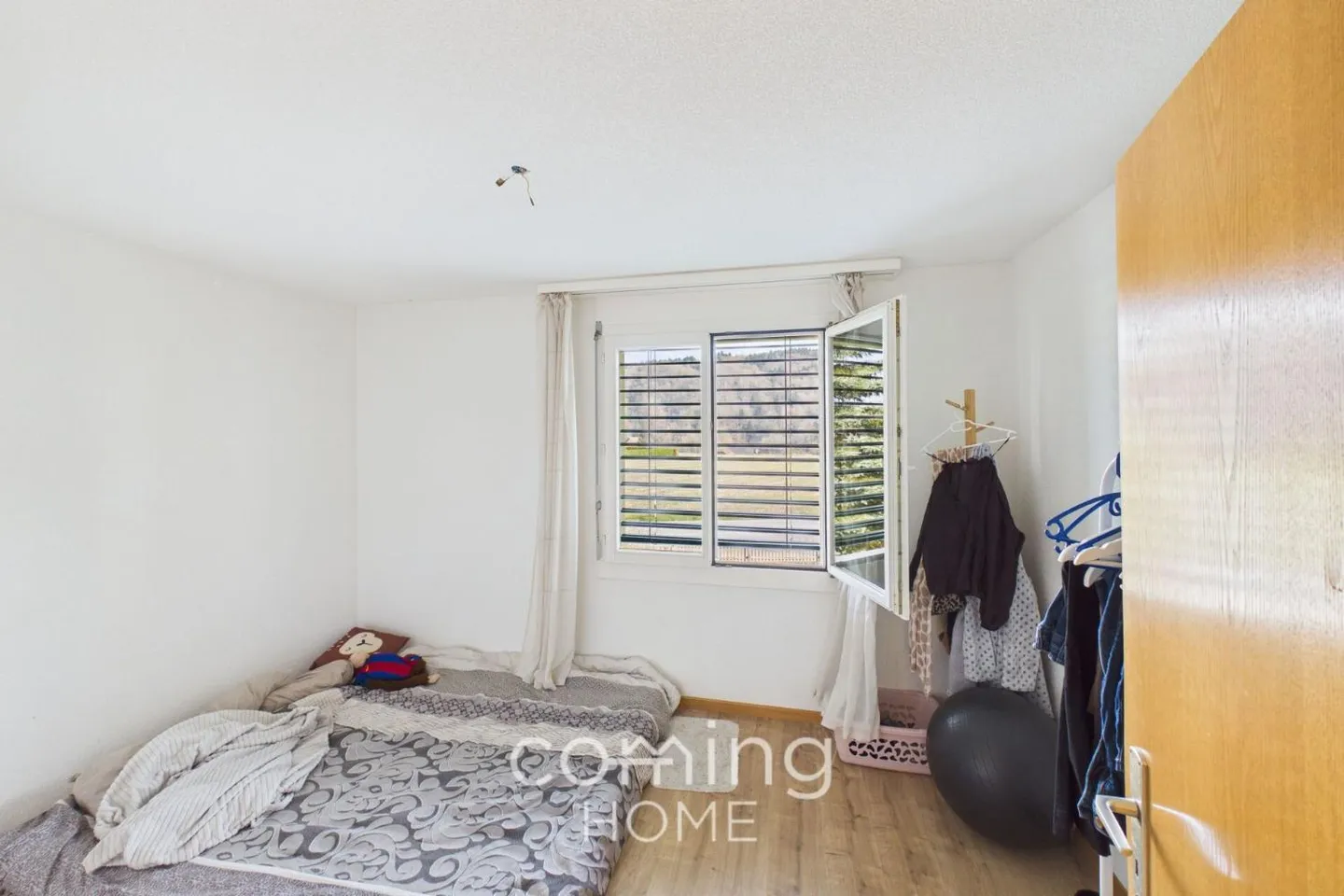 Appartement lumineux de 4.5 pièces à Roggwil - Balcon, buanderie privée & 2 places de parking - Photo 9 sur 11