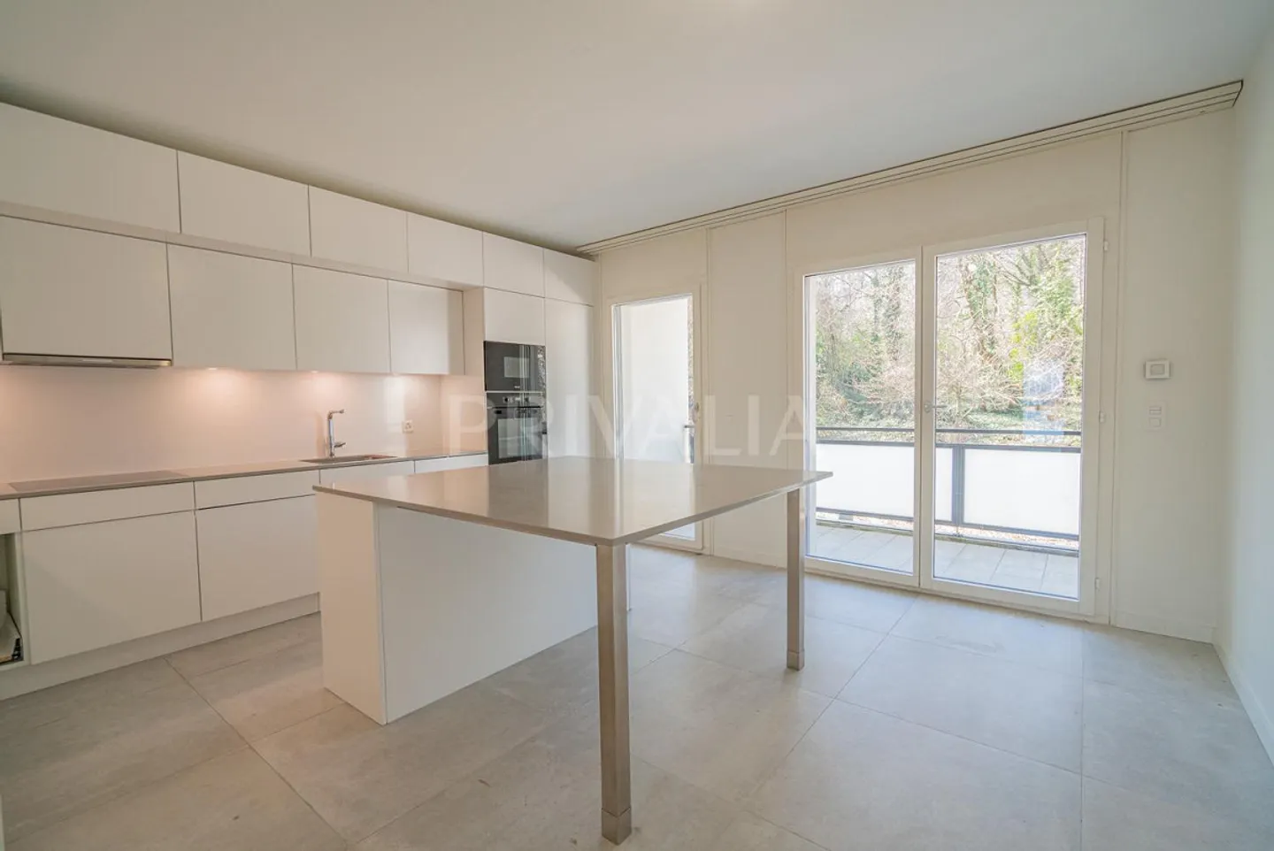 Grand Appartement 7.5 Pièces à Chambésy - Photo 1 sur 9