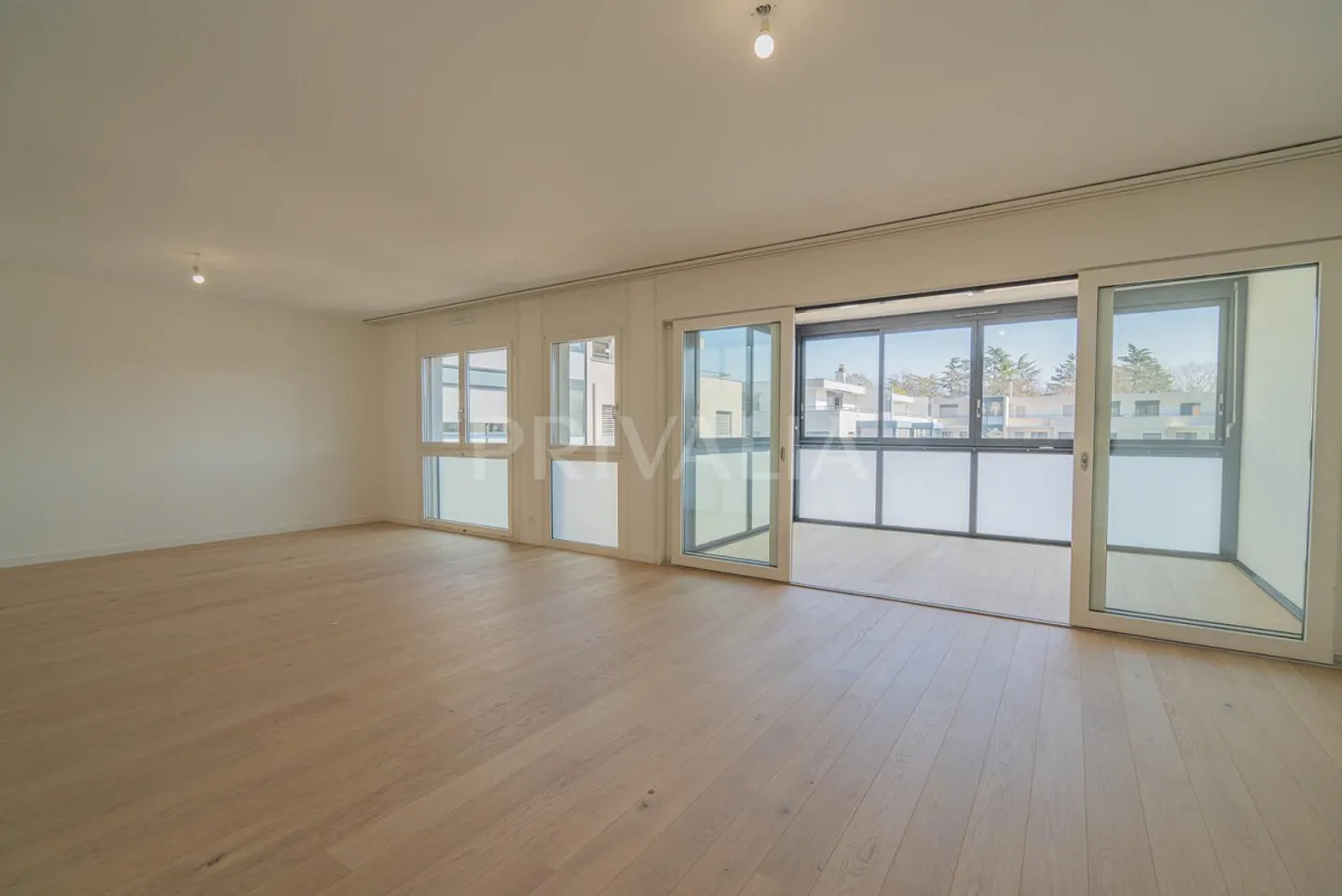 Grand Appartement 7.5 Pièces à Chambésy - Photo 2 sur 9