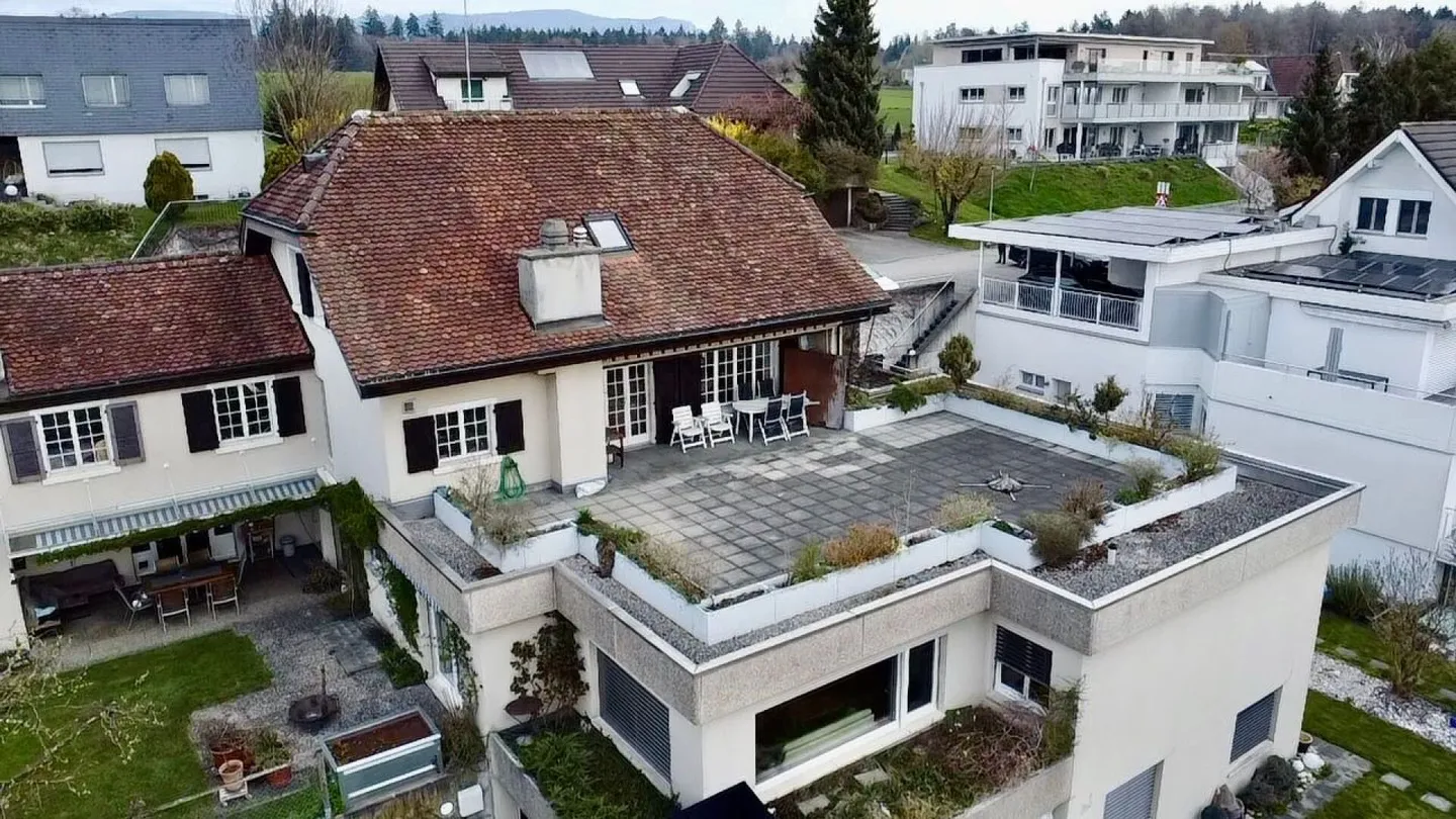 Charmantes Terrassenhaus mit Aussicht - Foto 1 von 30