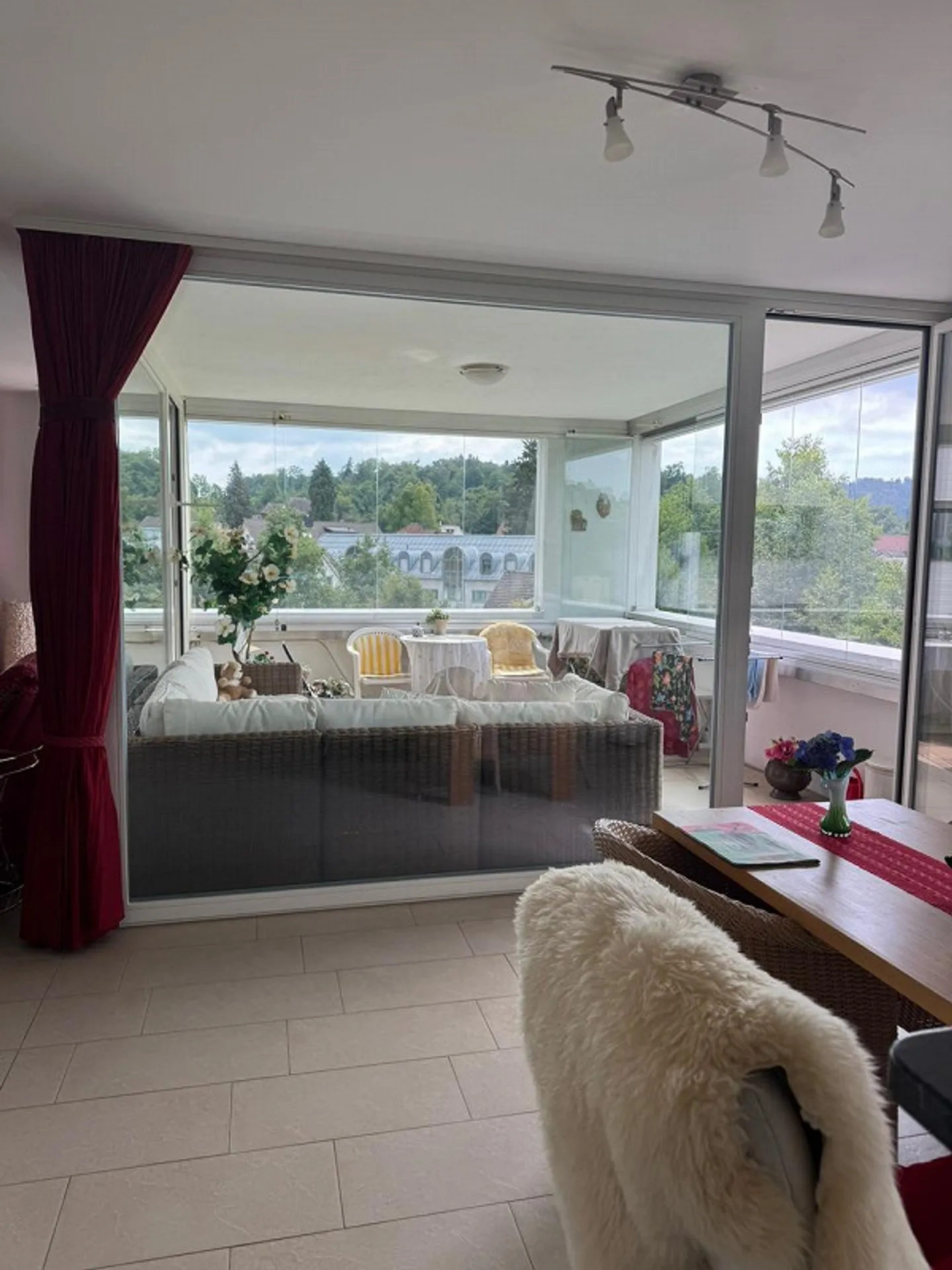 Modern 4.5 room apartment with spacious loggia in Wald - Photo 16 of 20