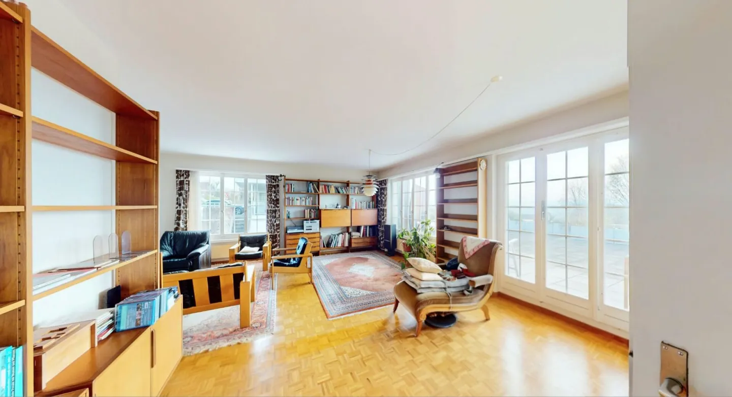 Charmantes Terrassenhaus mit Aussicht - Foto 2 von 30
