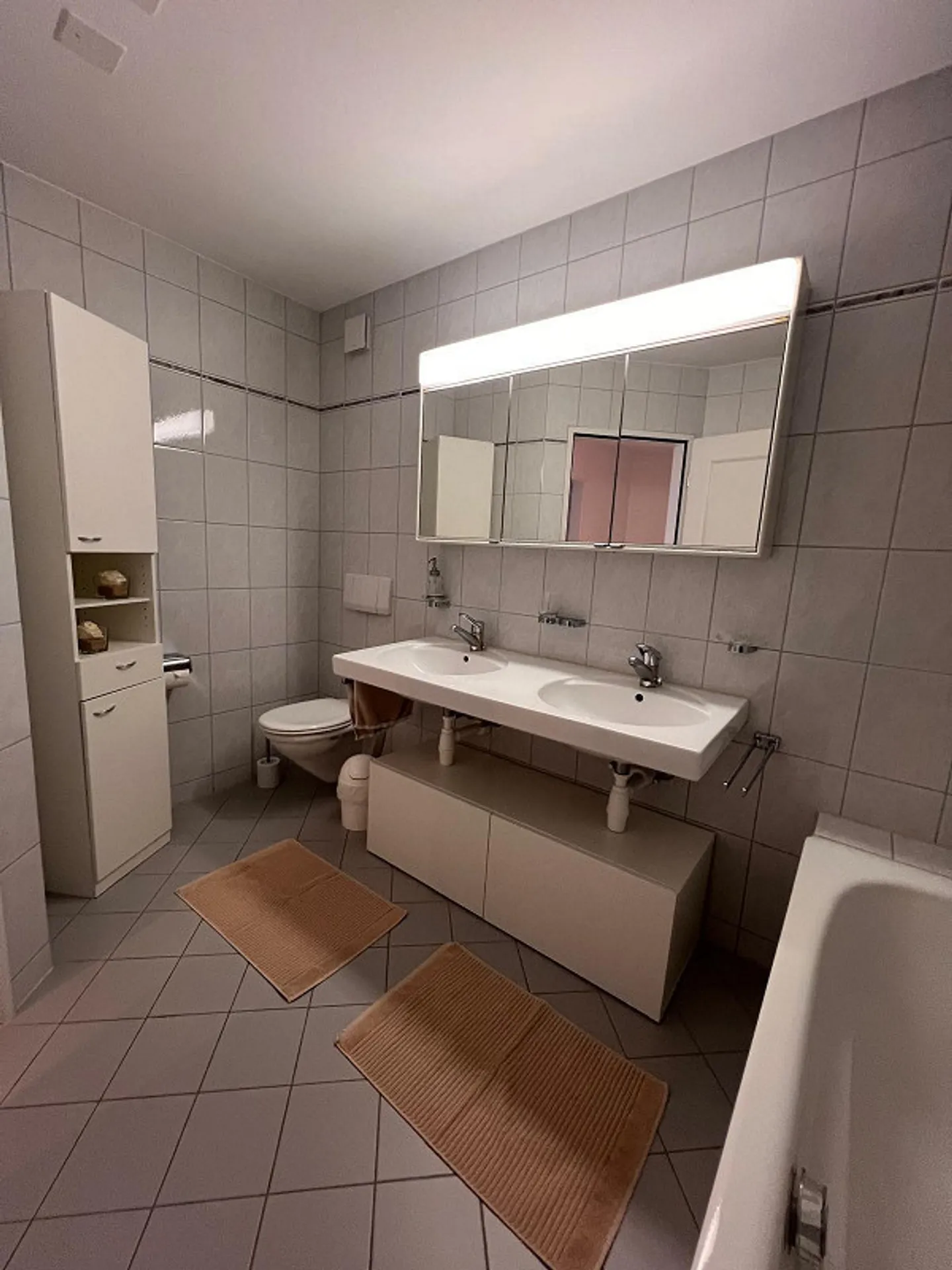 Modernes Maisonette-Haus mit reizendem kleinen Garten - Foto 11 von 15