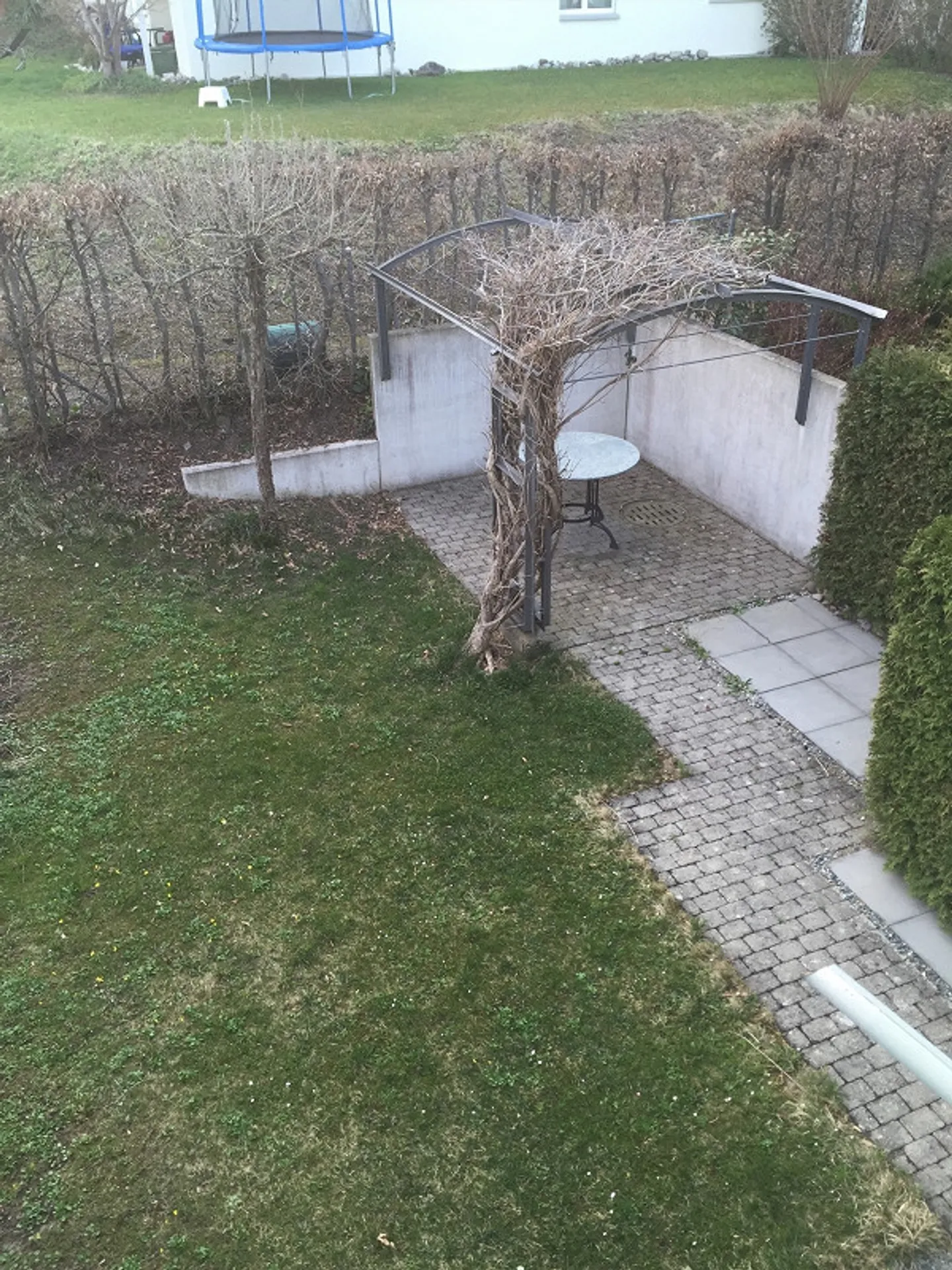 Modernes Maisonette-Haus mit reizendem kleinen Garten - Foto 12 von 15