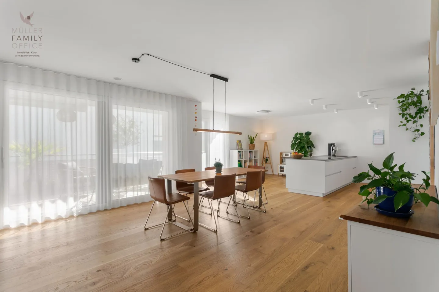 Modernes Familienapartment mit Balkon - Foto 1 von 13