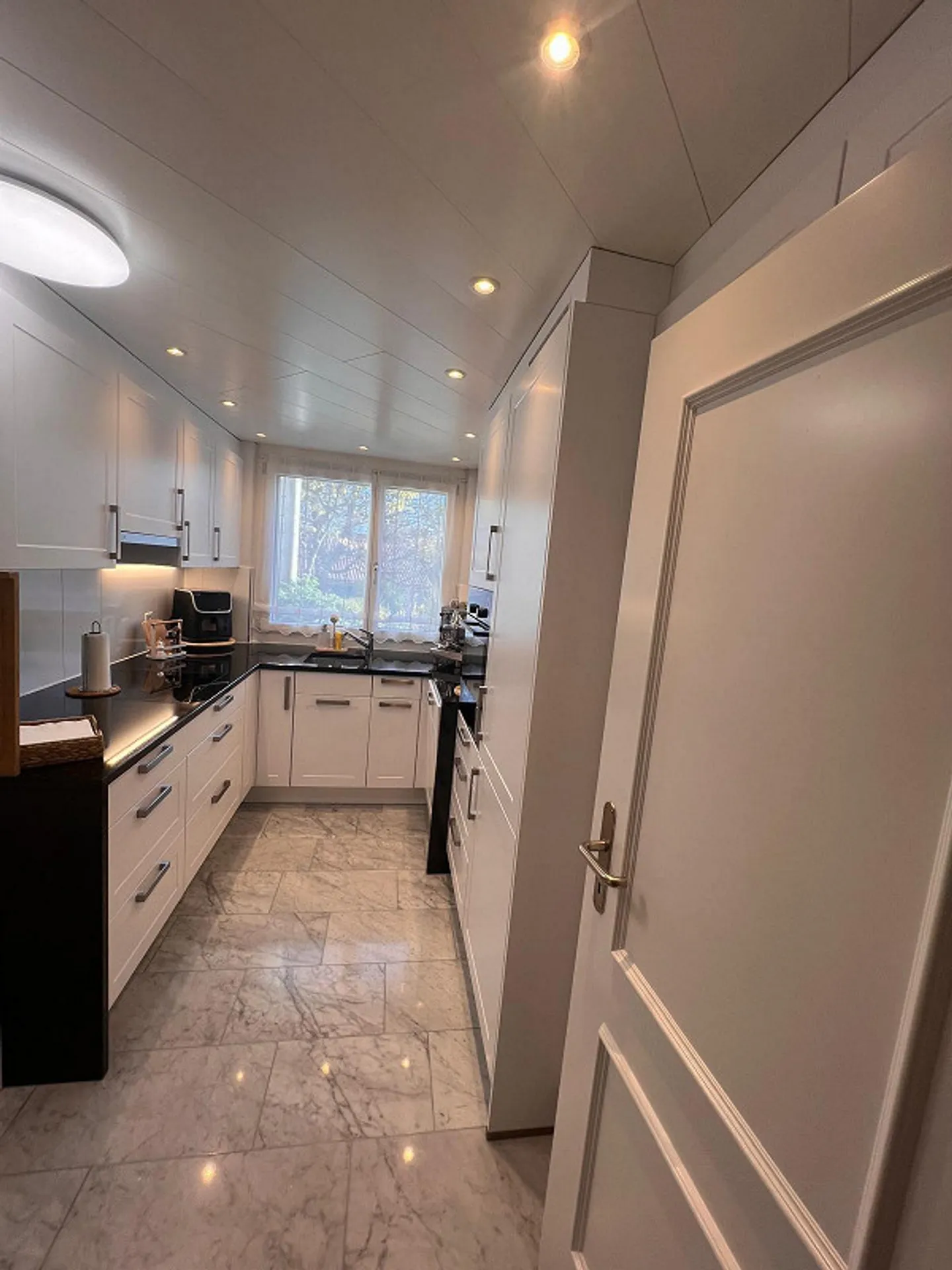 Modernes Maisonette-Haus mit reizendem kleinen Garten - Foto 5 von 15