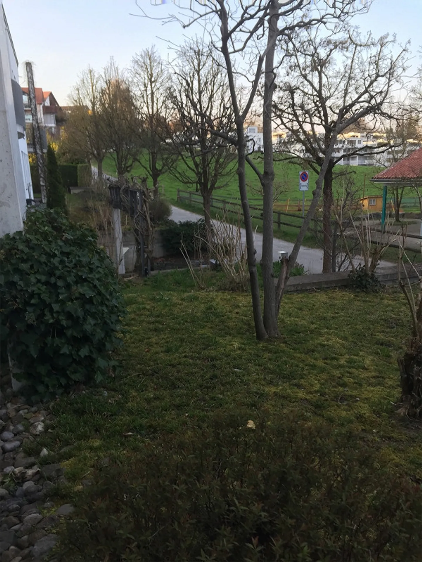 Modernes Maisonette-Haus mit reizendem kleinen Garten - Foto 15 von 15