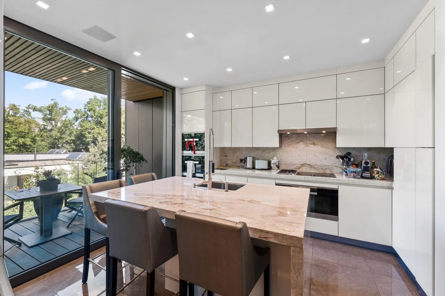 Luxuswohnung in Conches - Foto 3 von 15