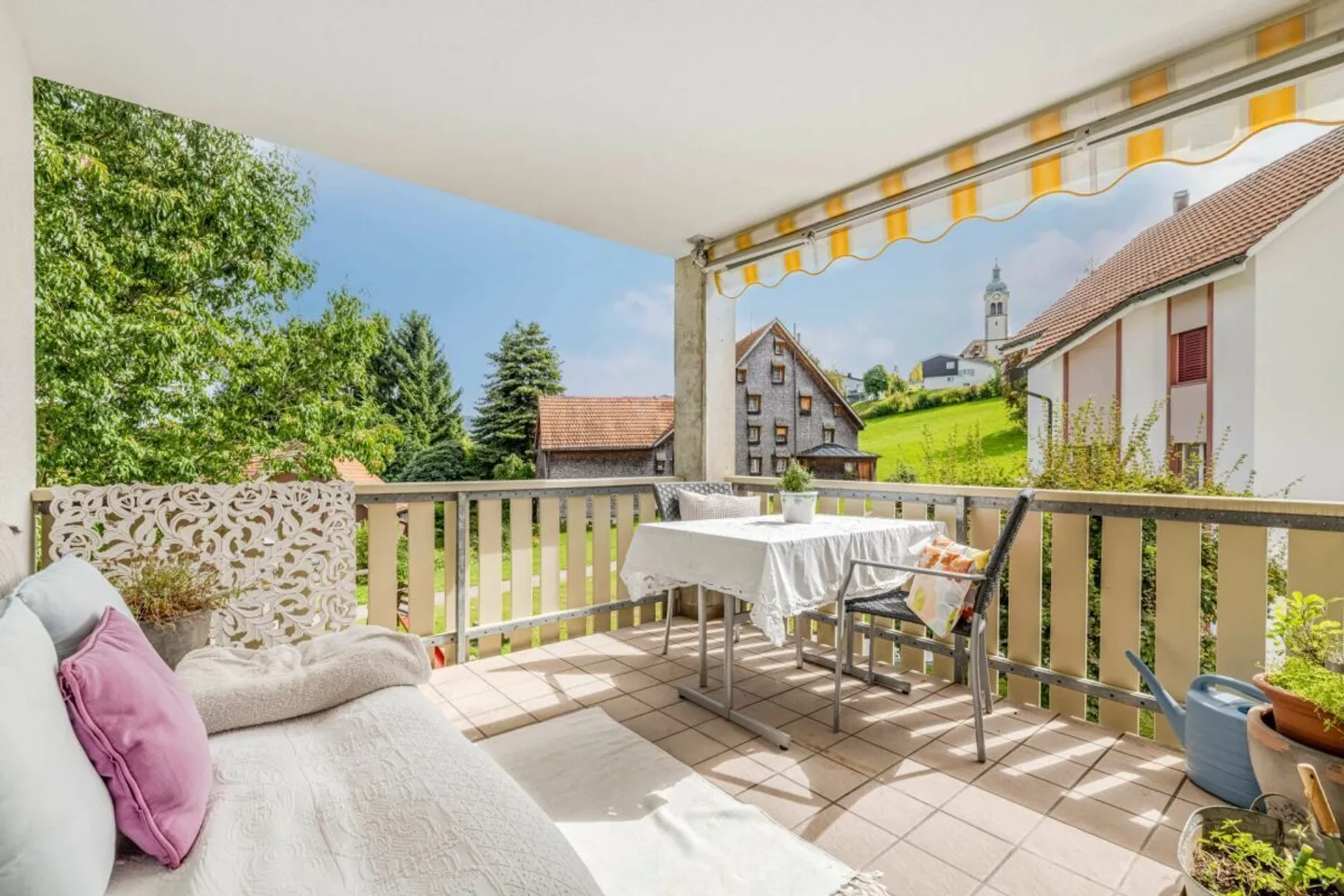 Dreamlike 6.5-room penthouse apartment with bright rooms and sunny balcony - Photo 14 of 14