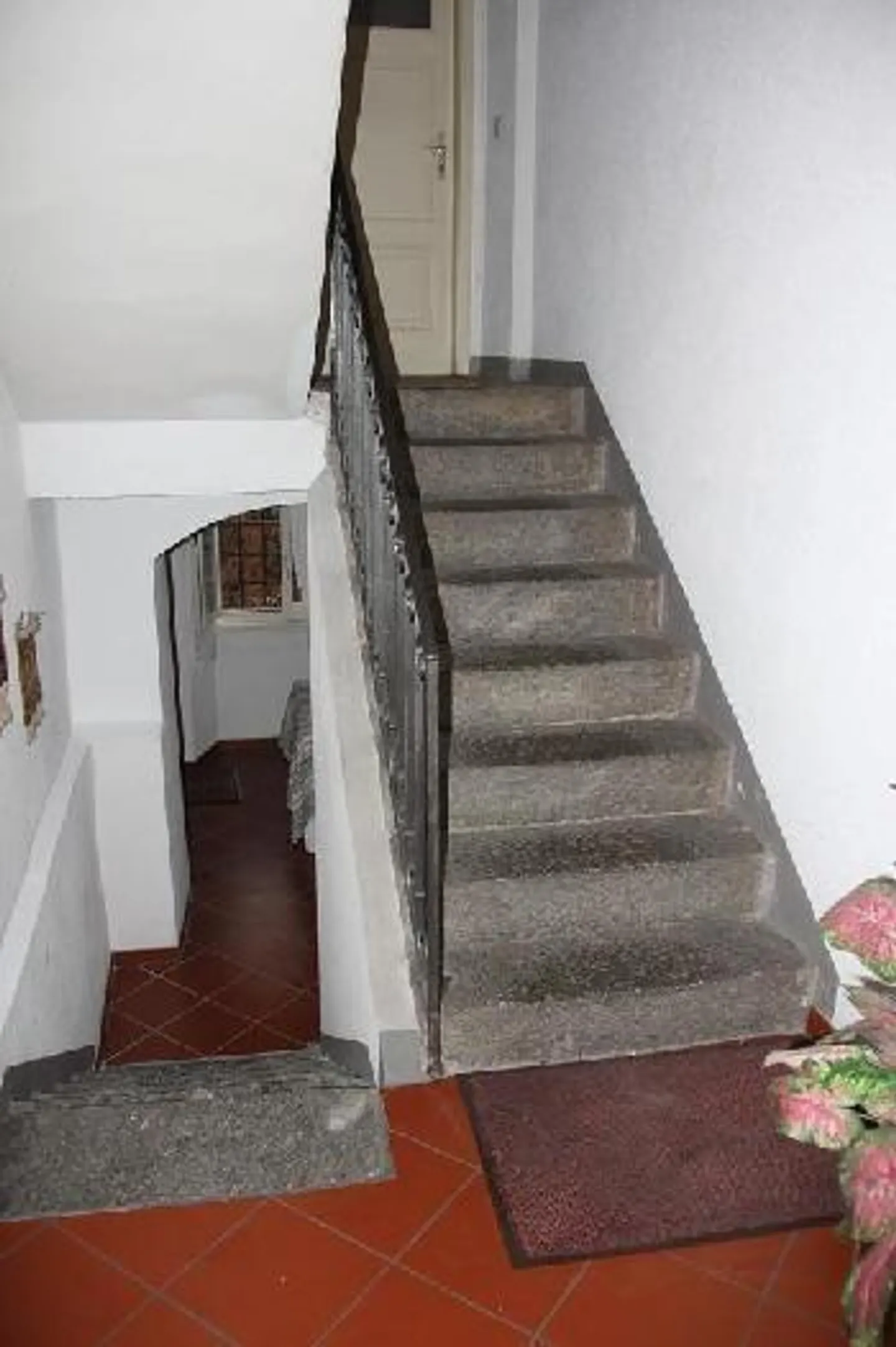 Incantevole casa 3 famiglie a Giornico - Foto 10 di 13