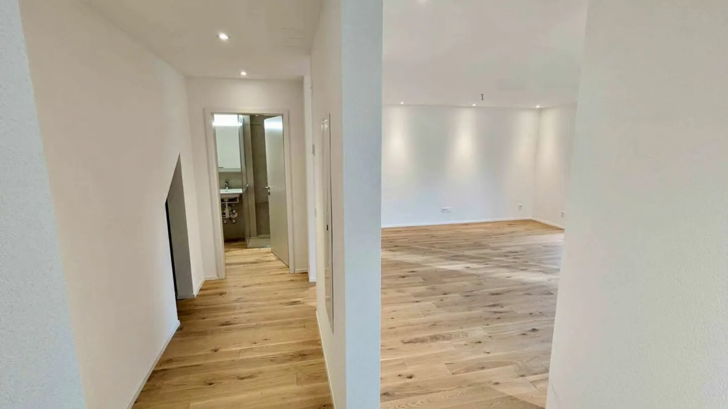 Charmantes Studio mit Balkon - Foto 3 von 7