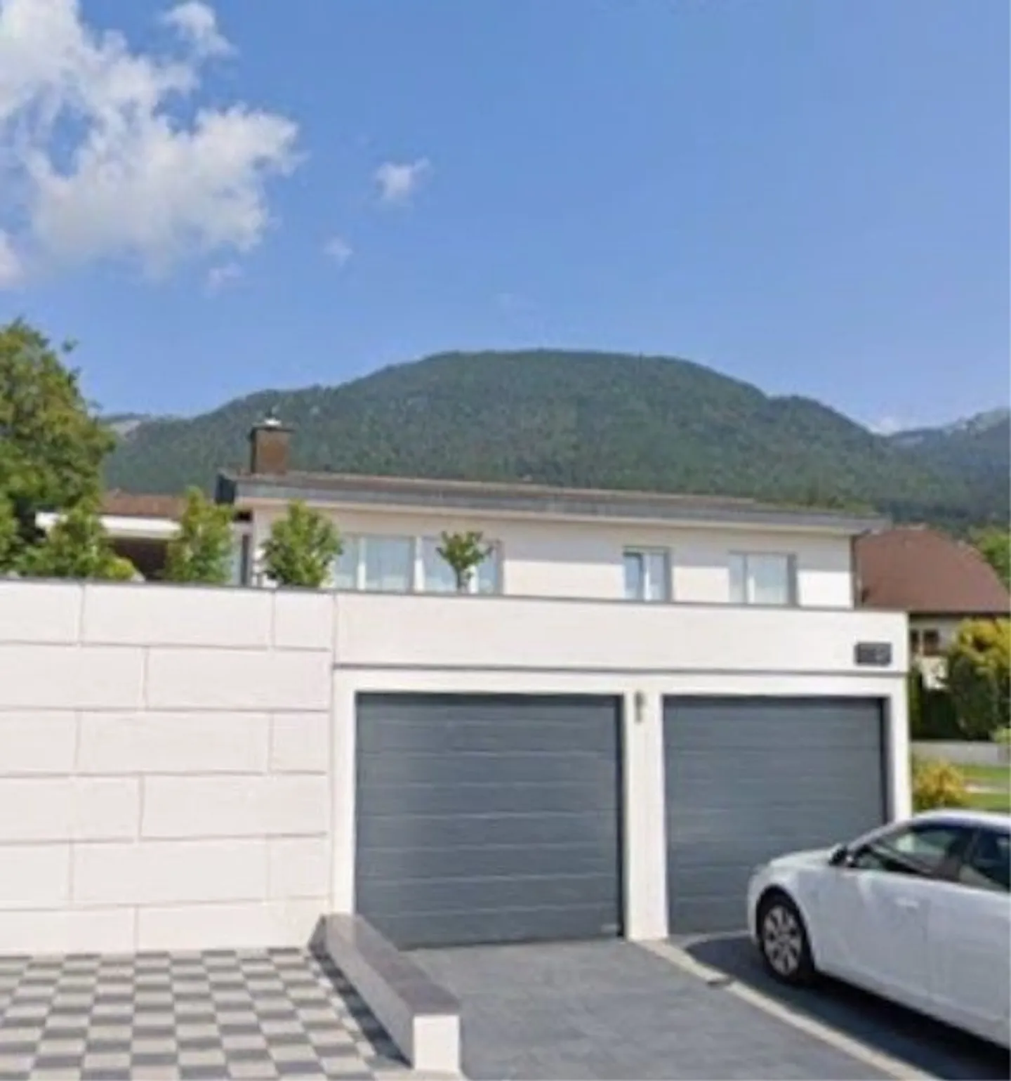 *2.5-room apartment with garage* - Photo 4 of 9