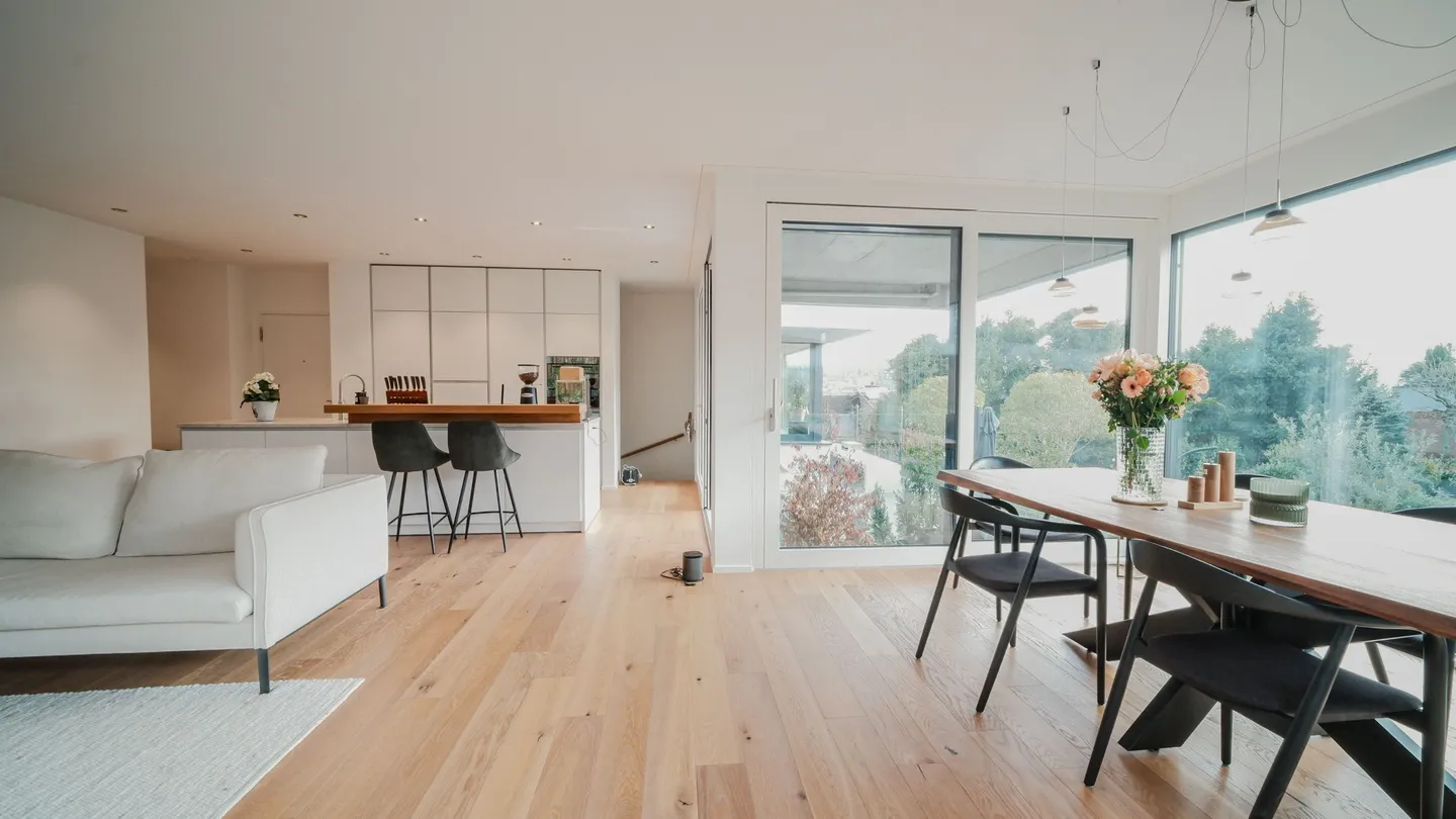 Modern Maisonette with Garden - Photo 2 of 13
