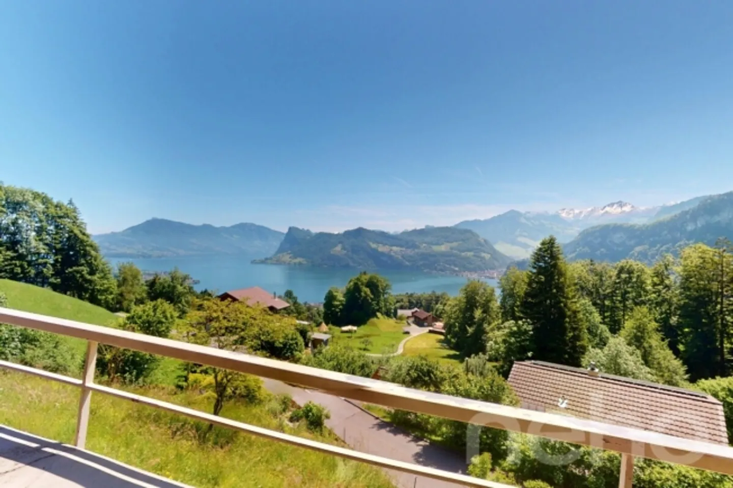 «Atemberaubende Aussicht auf die Berge und den Vierwaldstättersee» - Foto 1 von 13