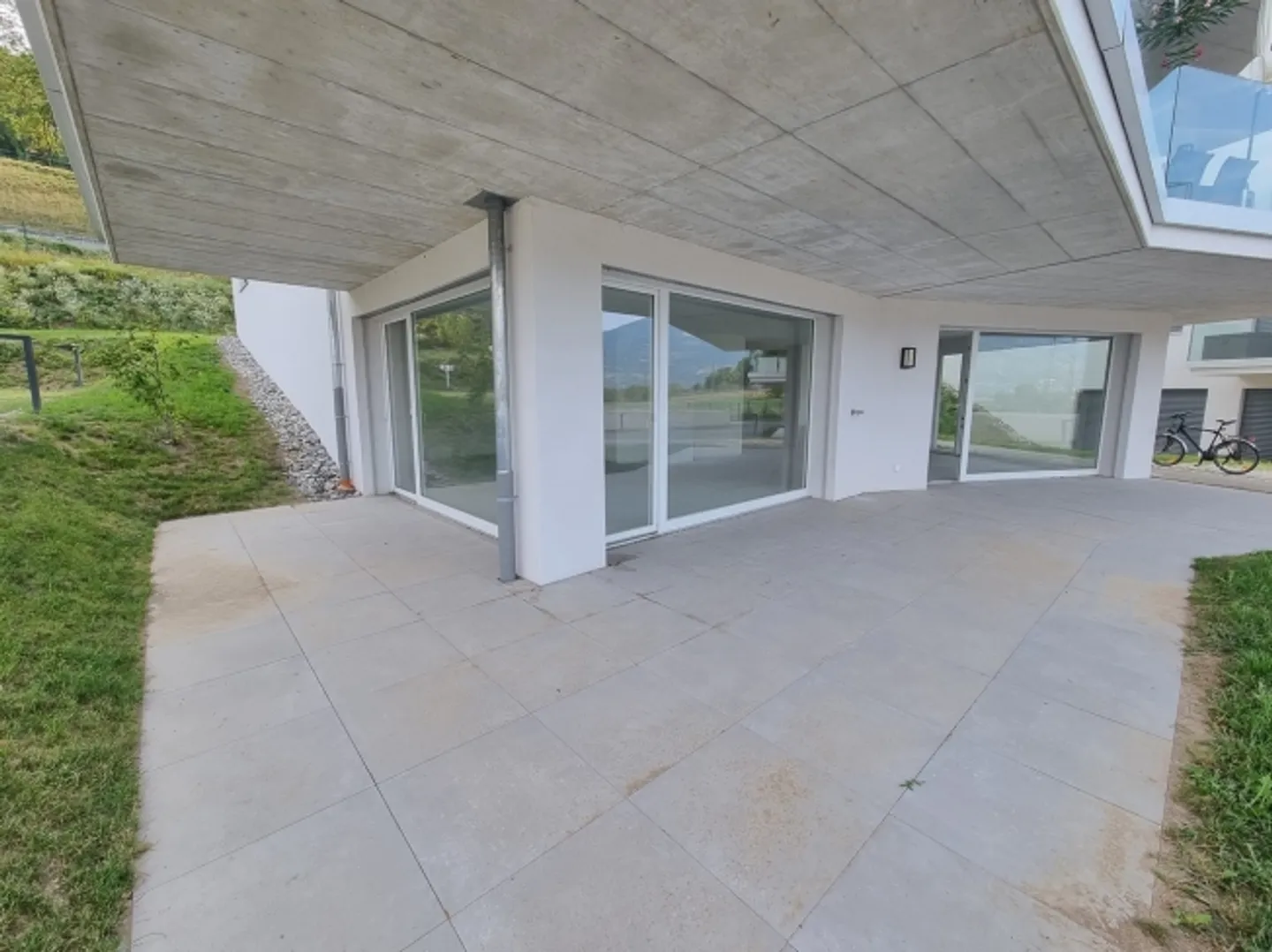 Espace commercial n°301 - 69m2 - Rez-de-chaussée - à louer - Photo 2 sur 8