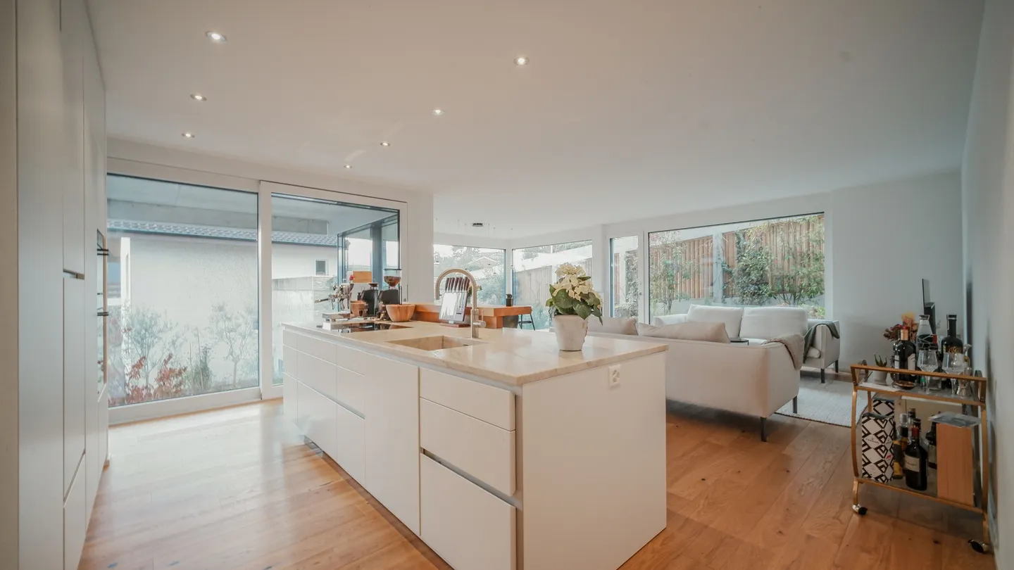 Modern Maisonette with Garden - Photo 6 of 13