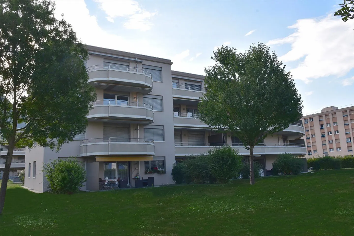 Charmant appartement 2.5 pièces - Photo 1 sur 5