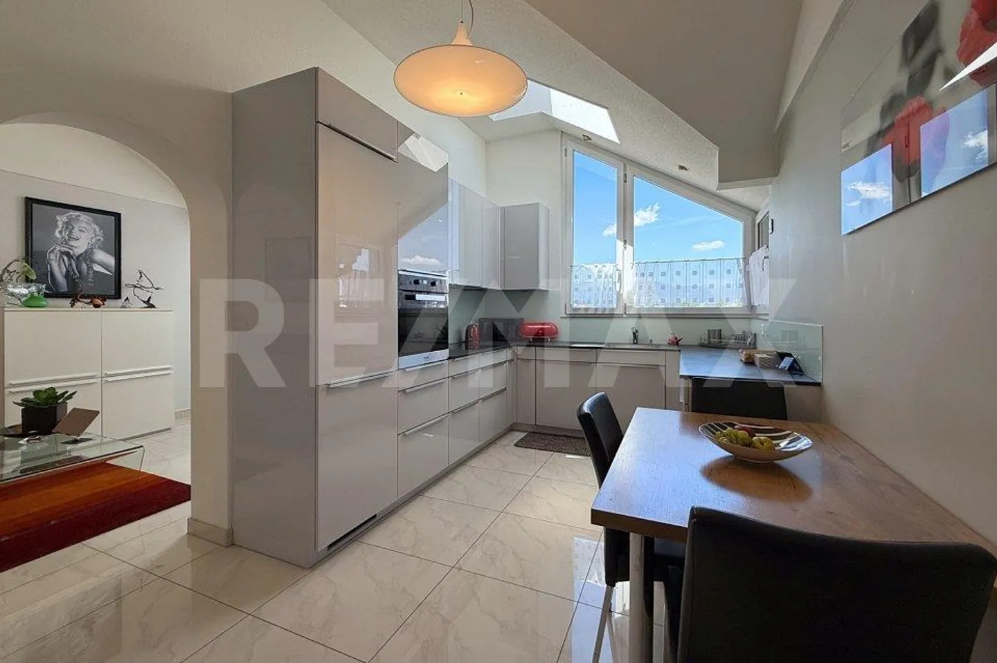 Beaucoup d'espace pour se sentir bien – appartement en copropriété ensoleillé de 5½ pièces avec ... - Photo 3 sur 13