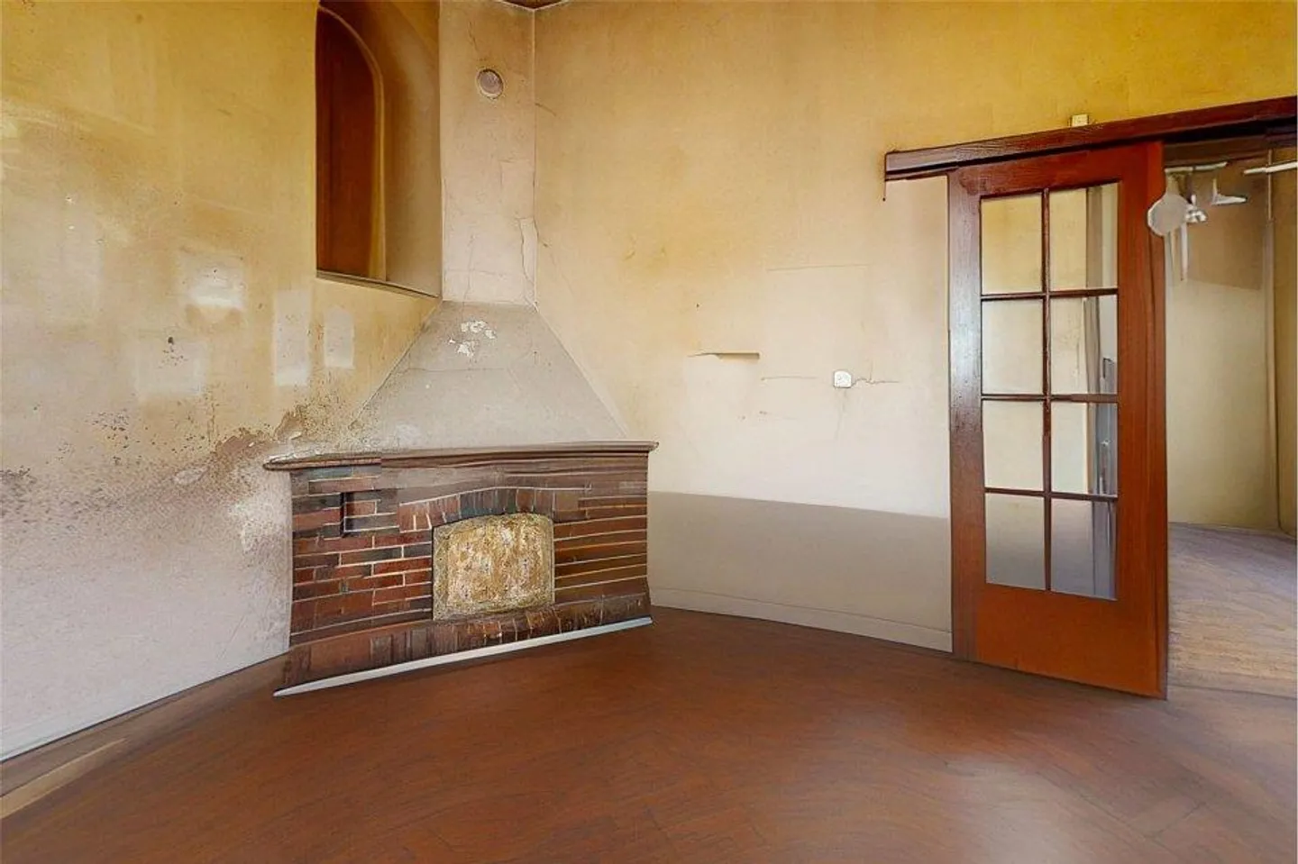 Charming house in a central location - Photo 4 of 13