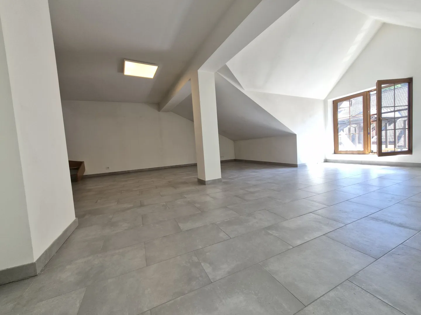 2,5-Zimmer-Wohnung im 4. Stock - Foto 3 von 10