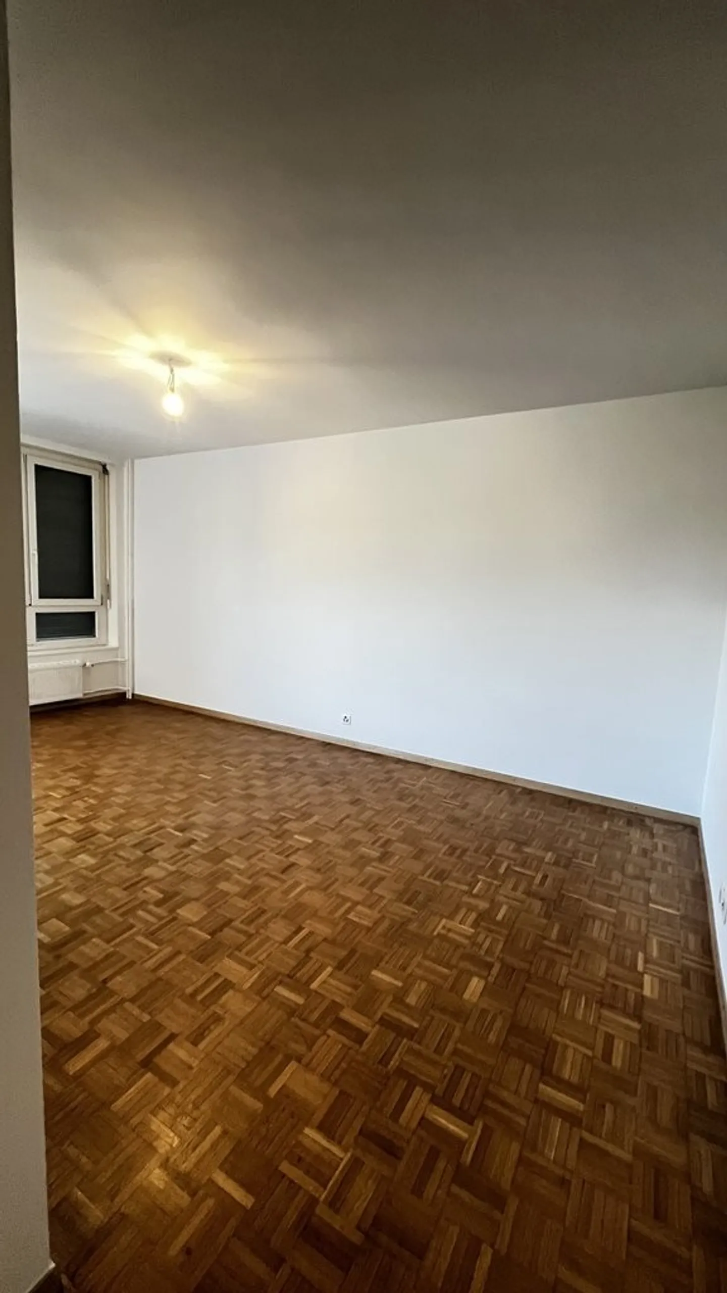 Helle 2-Zimmer-Wohnung - Foto 3 von 6