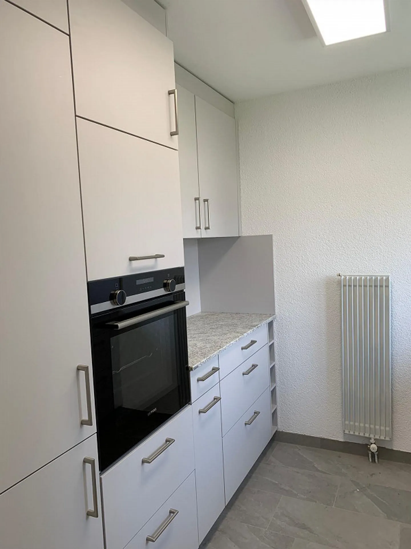 Cozy apartment with a view of the greenery - Photo 3 of 16