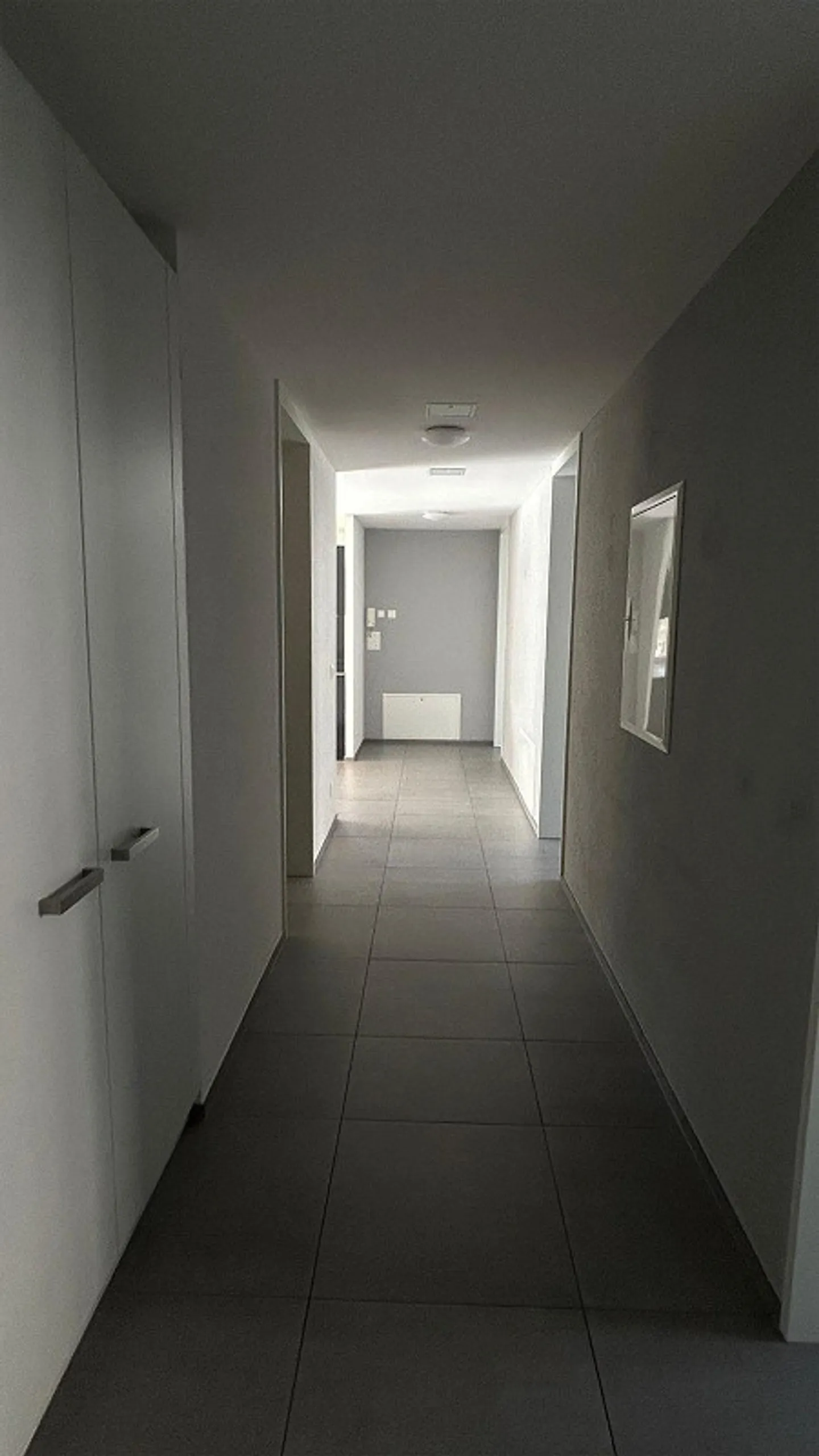 Bright 4.5-room ground floor apartment with sunny terrace - Photo 5 of 8