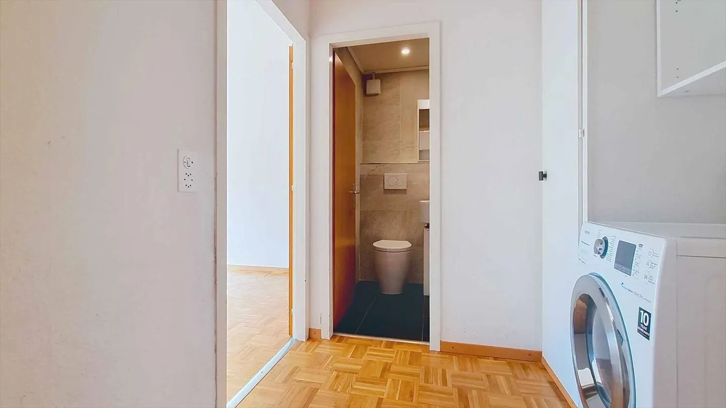 3.5-room apartment (2 bedrooms) with loggia - Photo 6 of 6