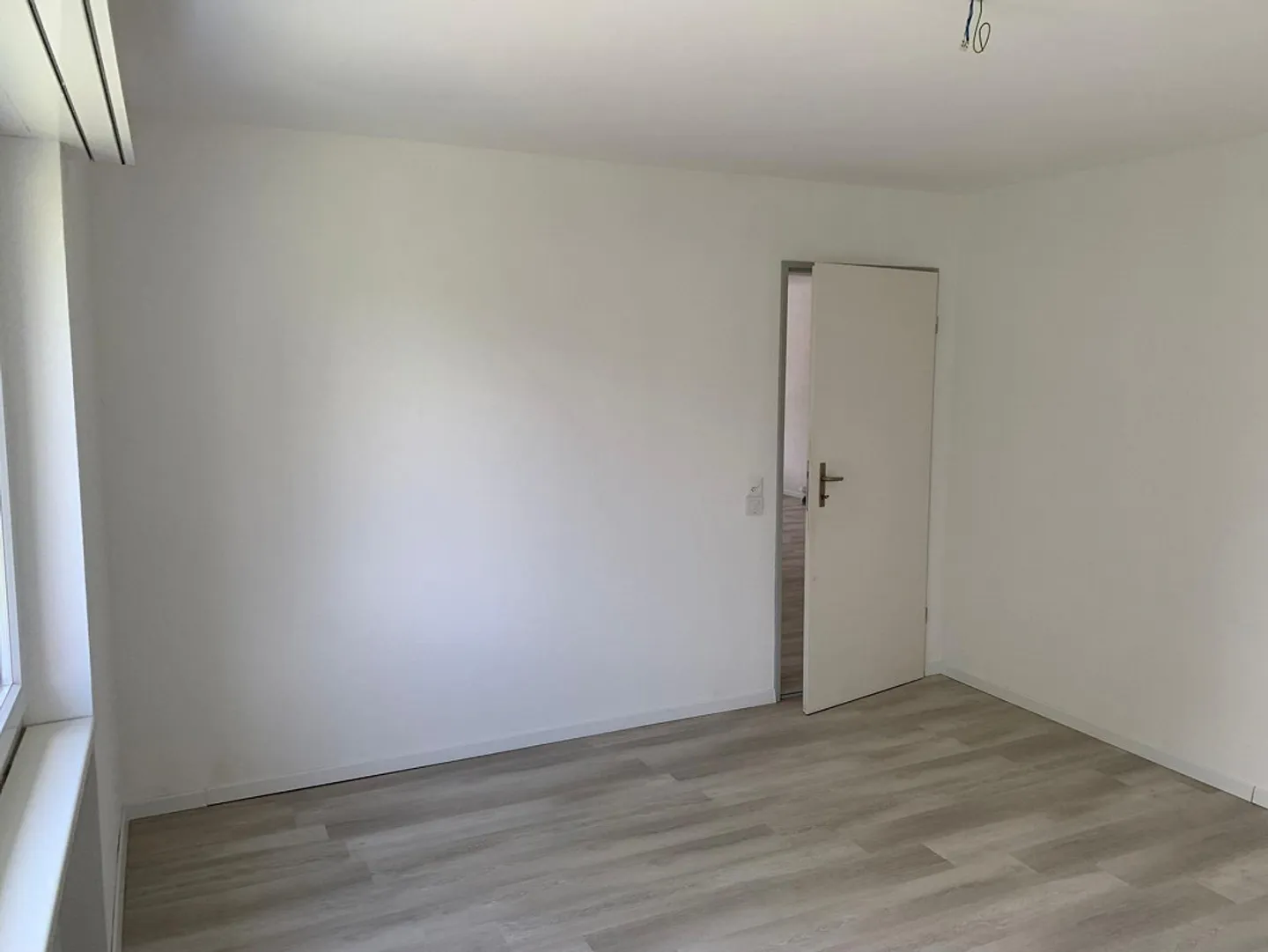Cozy apartment with a view of the greenery - Photo 13 of 16