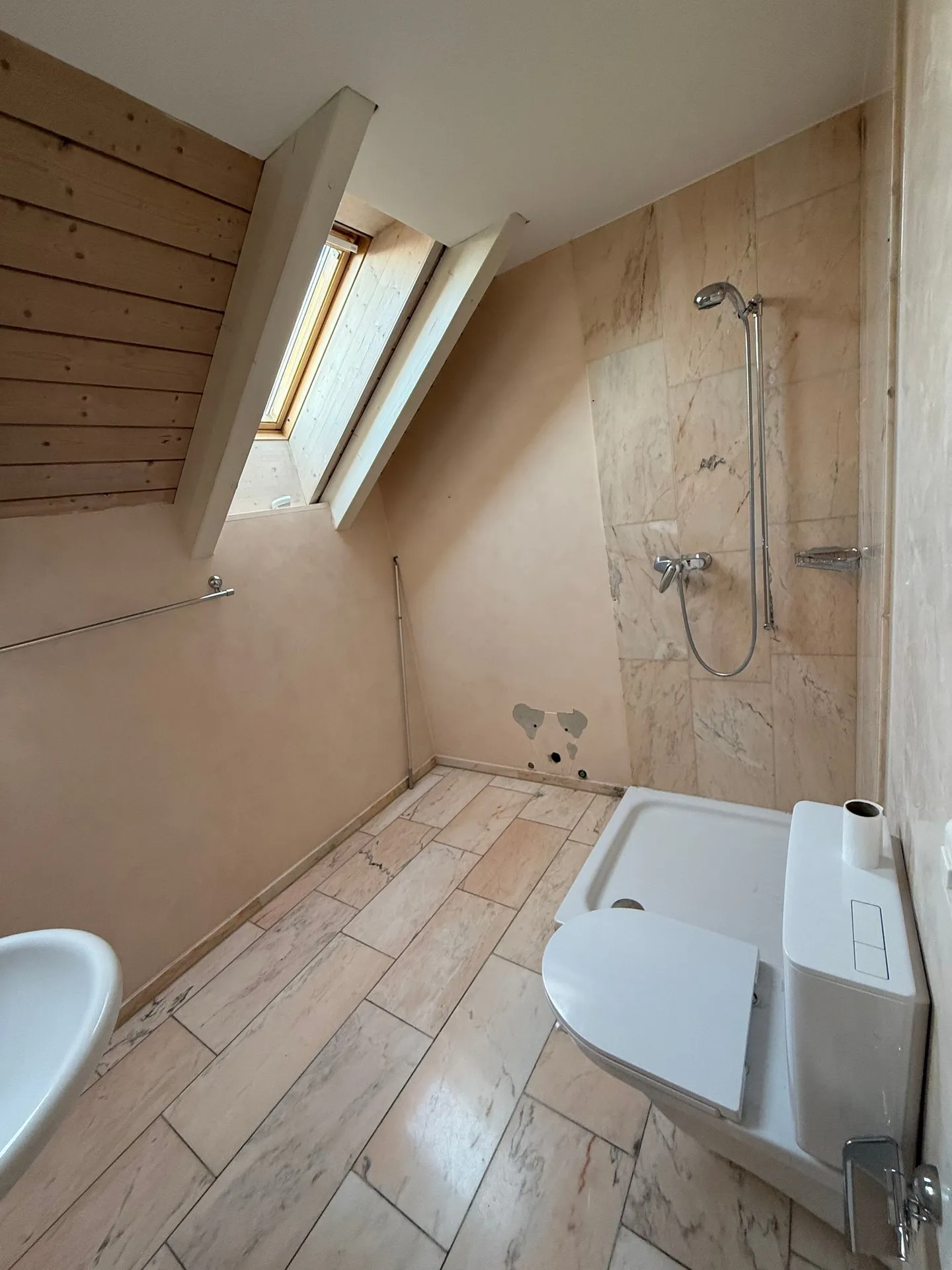 Geräumige Maisonette-Wohnung mit Terrasse - Foto 23 von 30