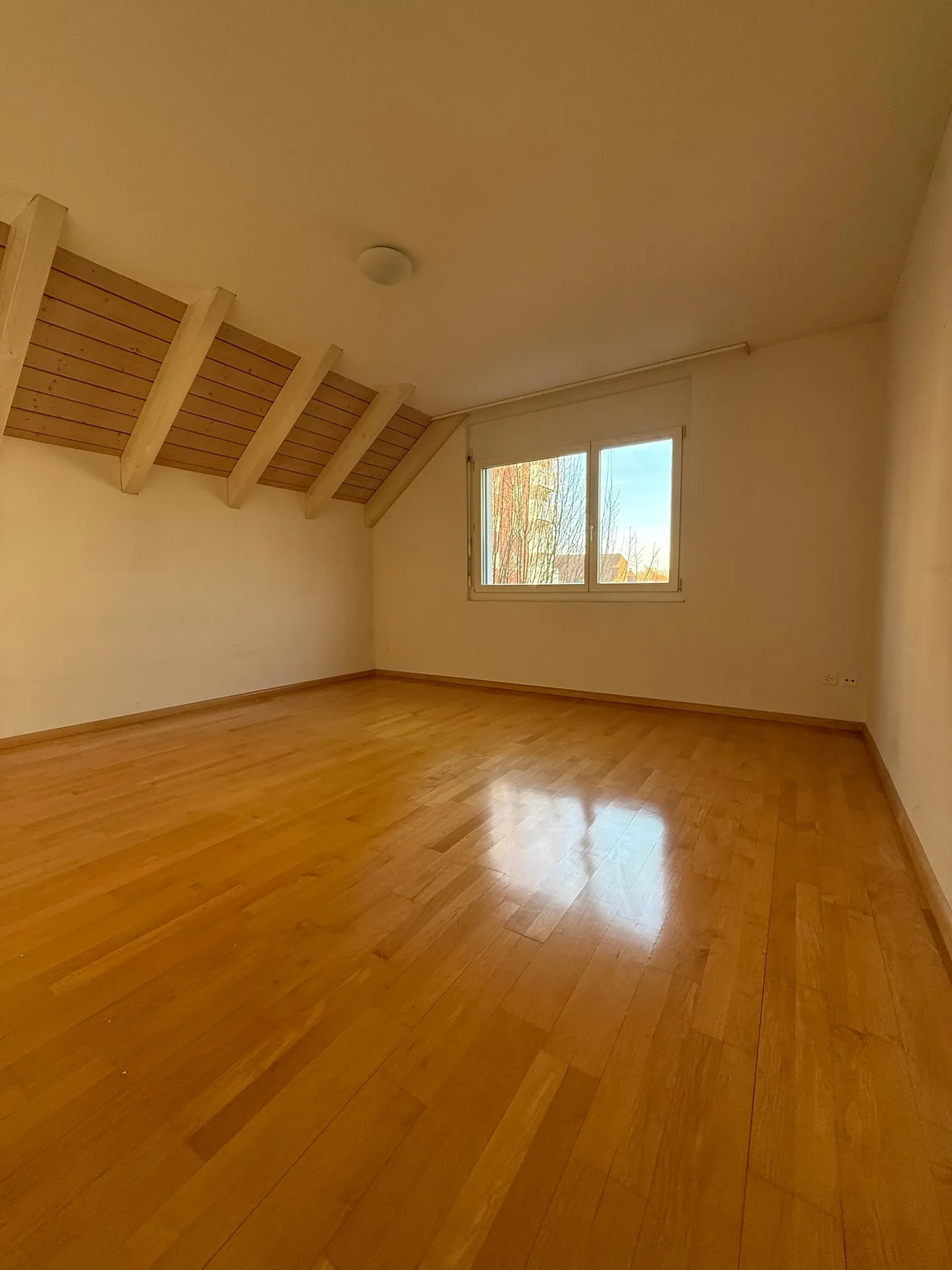 Geräumige Maisonette-Wohnung mit Terrasse - Foto 14 von 30