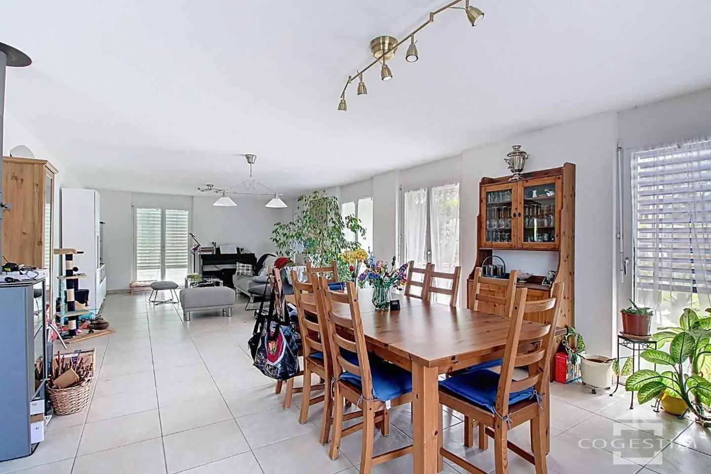 Villa spacieuse avec piscine - Photo 6 sur 13