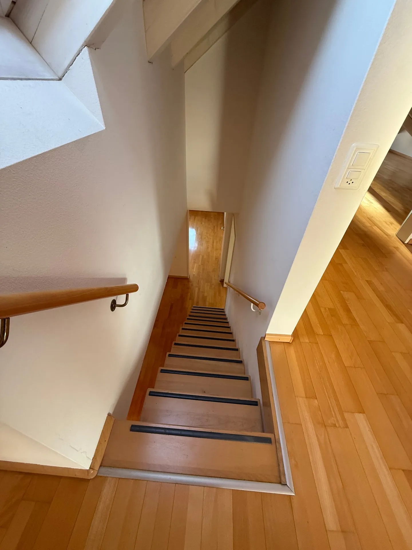 Geräumige Maisonette-Wohnung mit Terrasse - Foto 25 von 30