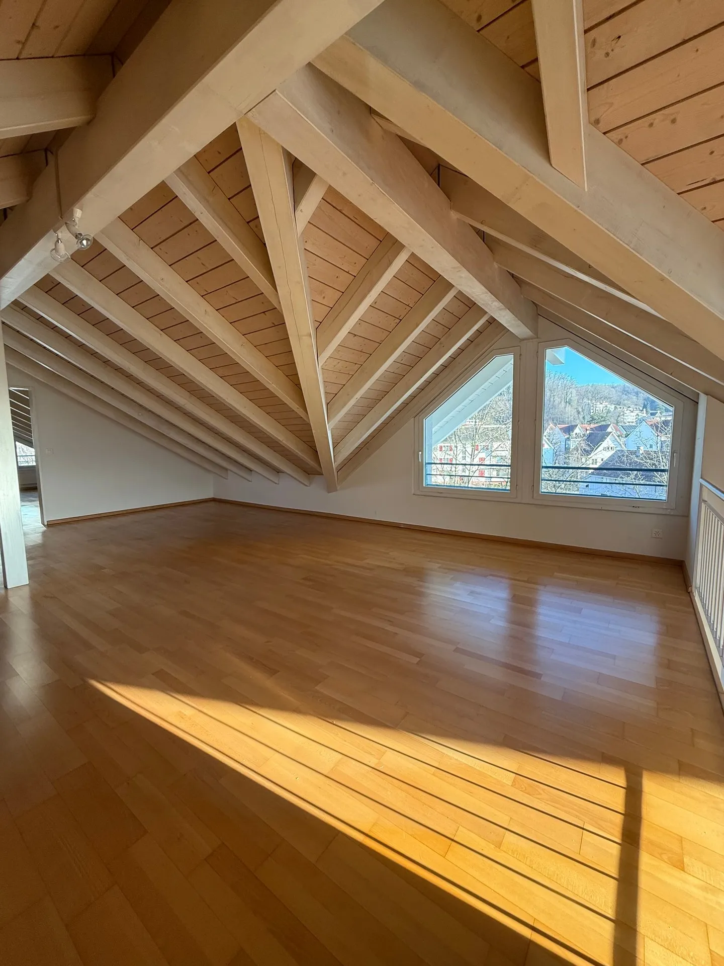 Geräumige Maisonette-Wohnung mit Terrasse - Foto 28 von 30