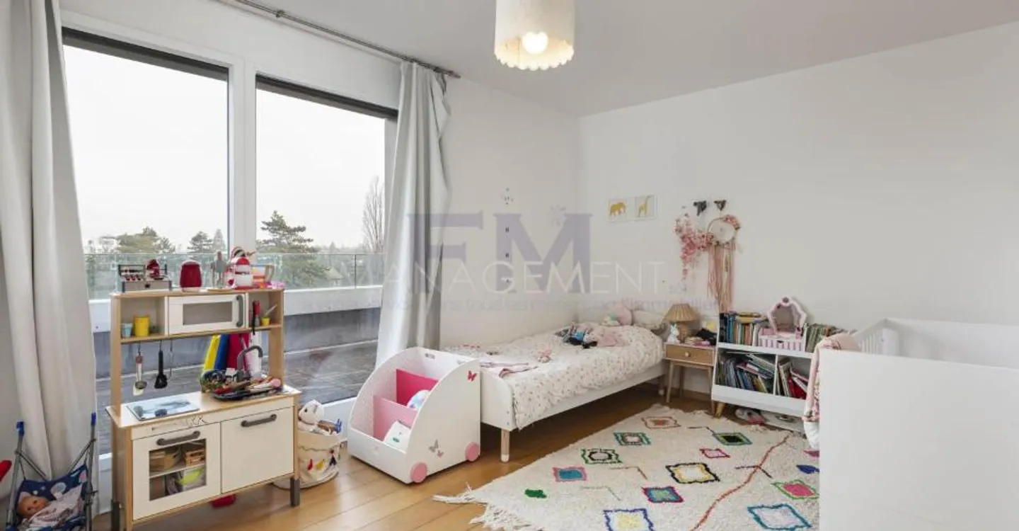 Geräumiges Attikawohnung mit Terrassen - Foto 5 von 12