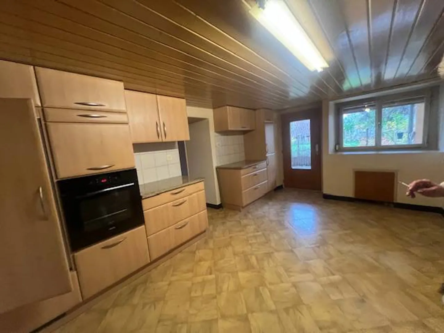 10 rooms, plot of 778 m2, large adjoining rural - Photo 4 of 13