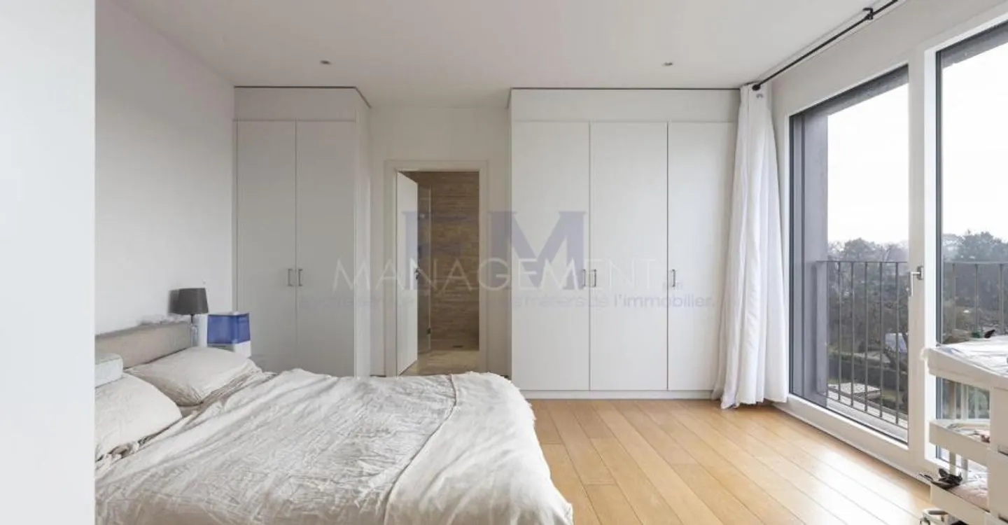 Geräumiges Attikawohnung mit Terrassen - Foto 6 von 12