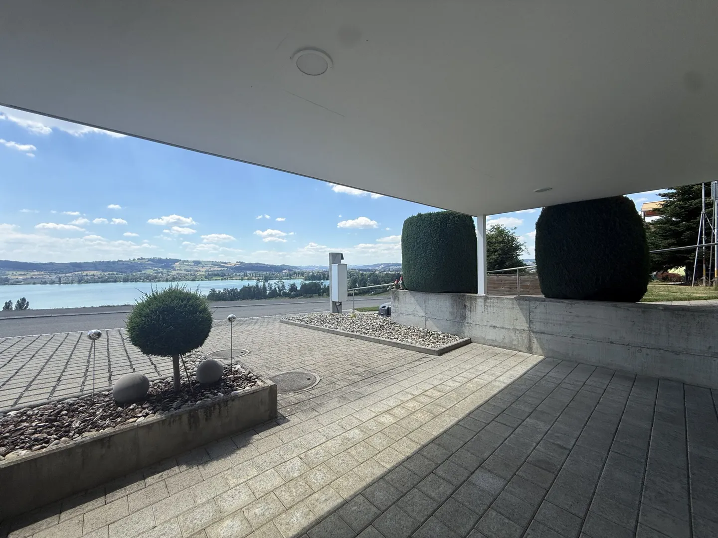 Monolocale con vista lago - Foto 1 di 5