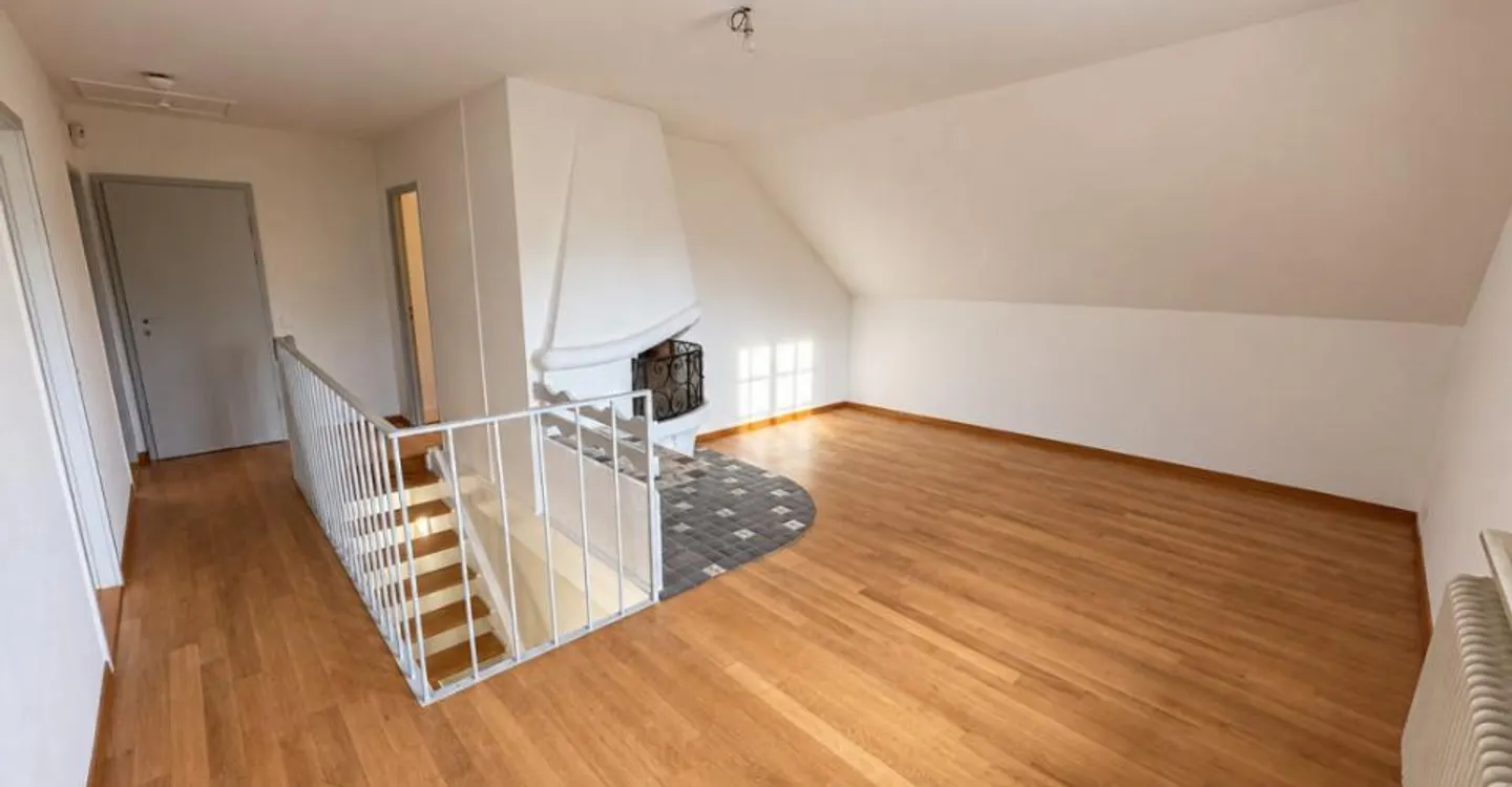 Spacious Duplex with Garden - Photo 1 of 10