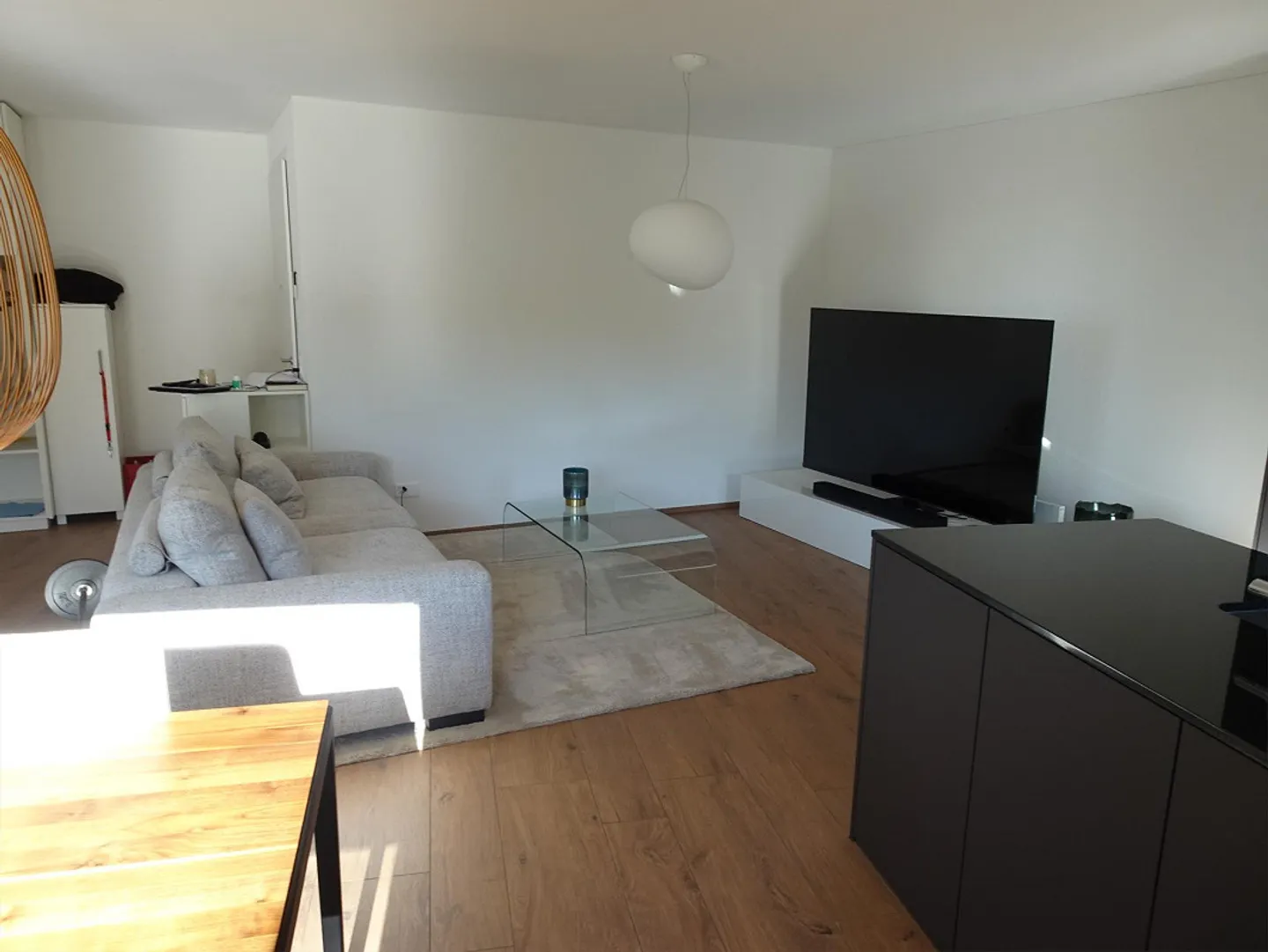 Appartement haut de gamme incluant 2 places de garage et charges - Photo 7 sur 26