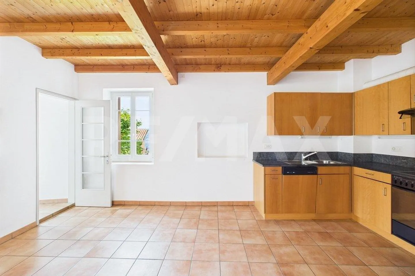 Wo sich die Zeit verlangsamt. Kernhaus mit offenem Blick und hellen Räumen - Foto 6 von 13