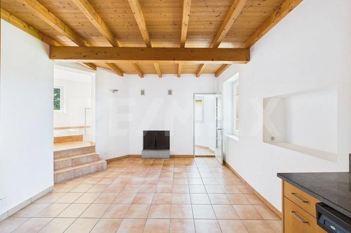 Wo sich die Zeit verlangsamt. Kernhaus mit offenem Blick und hellen Räumen - Foto 9 von 13